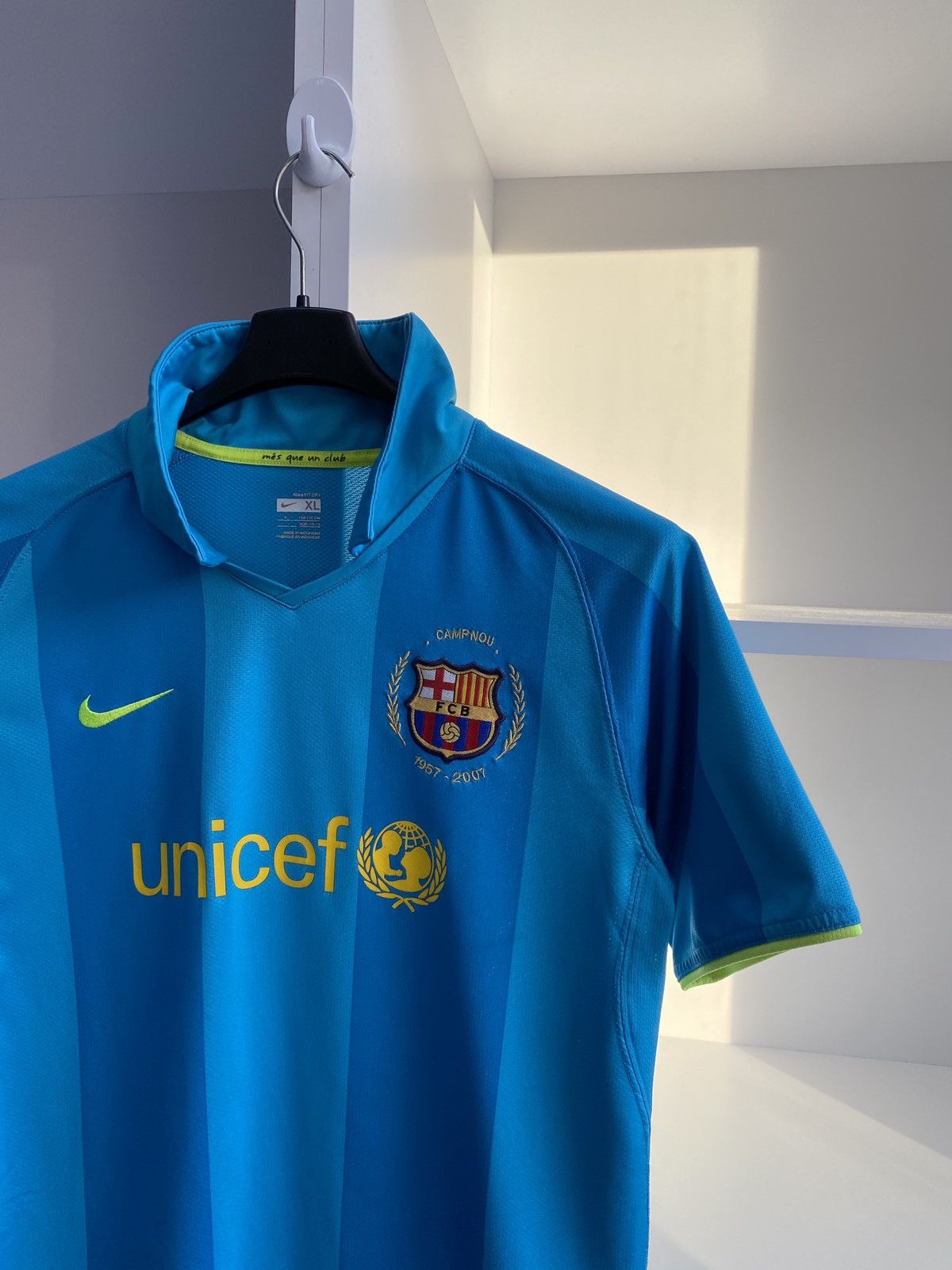 Nike × Vintage Vintage Barcelona Football Jersey Tee size XL(13-15years) Size US S / EU 44-46 / 1 - 6 Thumbnail