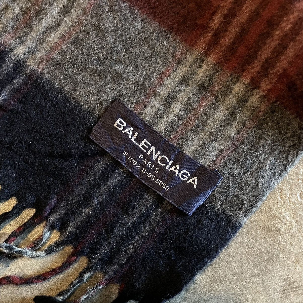 Balenciaga Balenciaga Wool Scarf/Mafla Size ONE SIZE - 2 Thumbnail