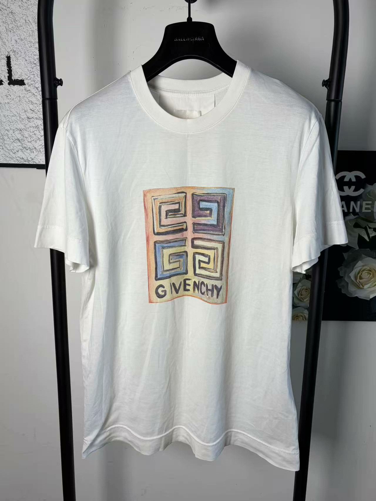 Givenchy Givenchy Multi T-Shirt s Men Size US S / EU 44-46 / 1 - 1 Thumbnail
