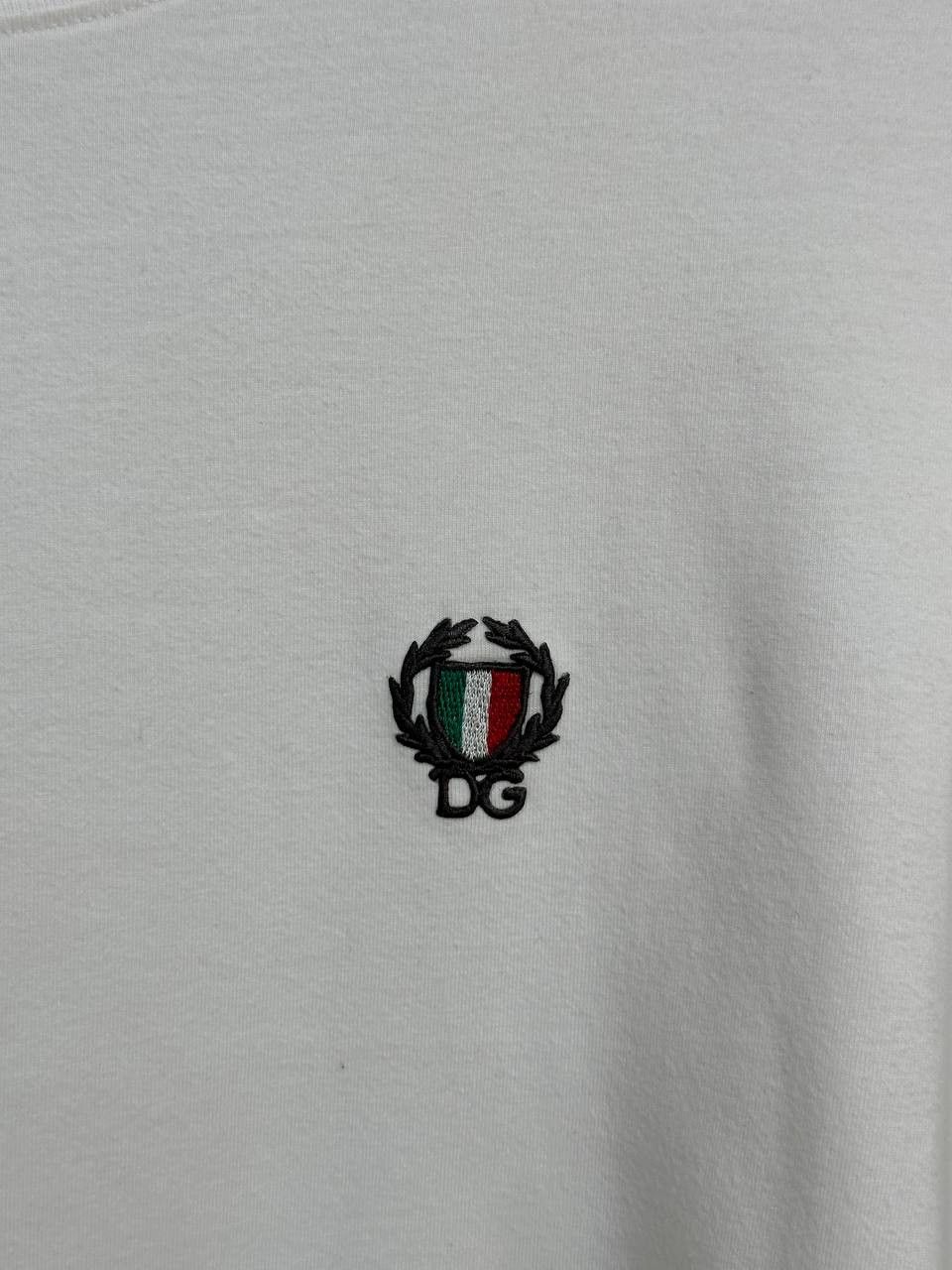 Dolce & Gabbana Dolce & Gabbana White T-Shirt Small Logo Crest Tee Slim Fit Size XS / US 0-2 / IT 36-38 - 9 Thumbnail