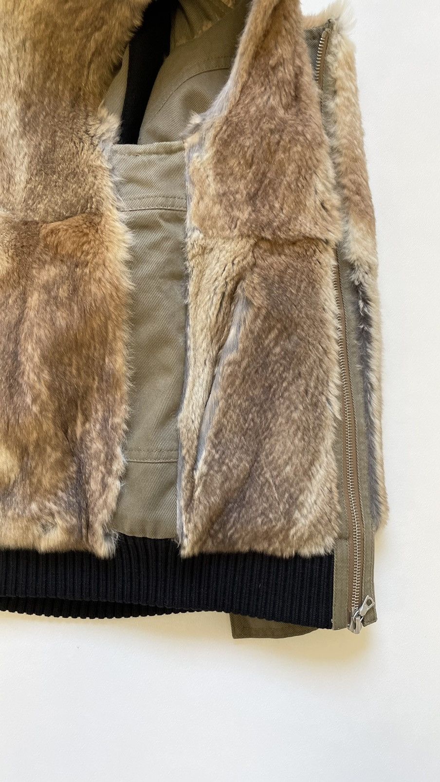 Dries Van Noten A/W 10 Rabbit Fur Biker Vest Size US S / EU 44-46 / 1 - 14 Thumbnail