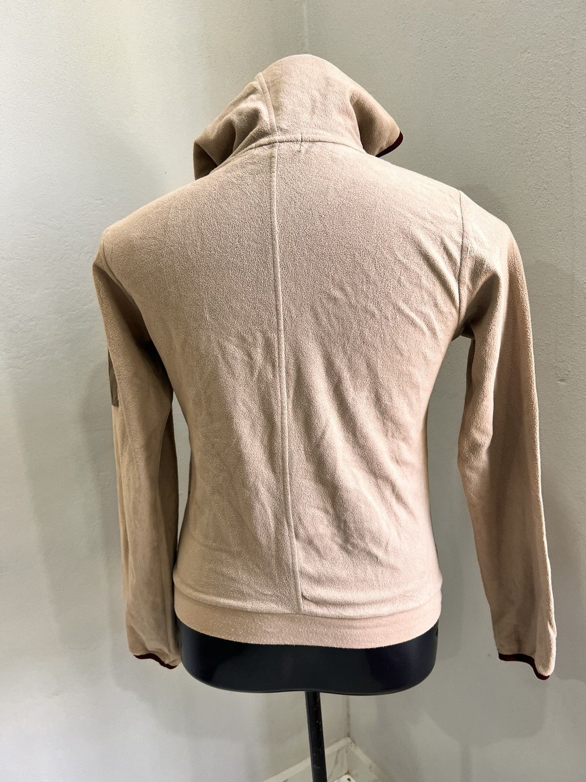 Japanese Brand × Undercover × Uniqlo Undercover Uniqlo Zipper Sweater Size US S / EU 44-46 / 1 - 6 Thumbnail