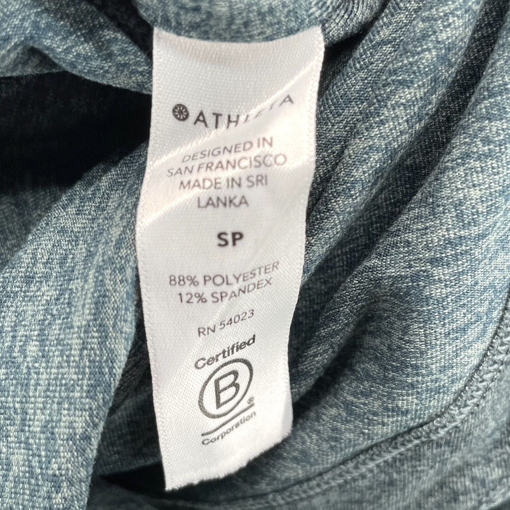 Athleta Athleta Hoodie Women Small Heather Green Thumbhole Sportswear Athleisure Yoga Shirt Size S / US 4 / IT 40 - 7 Thumbnail