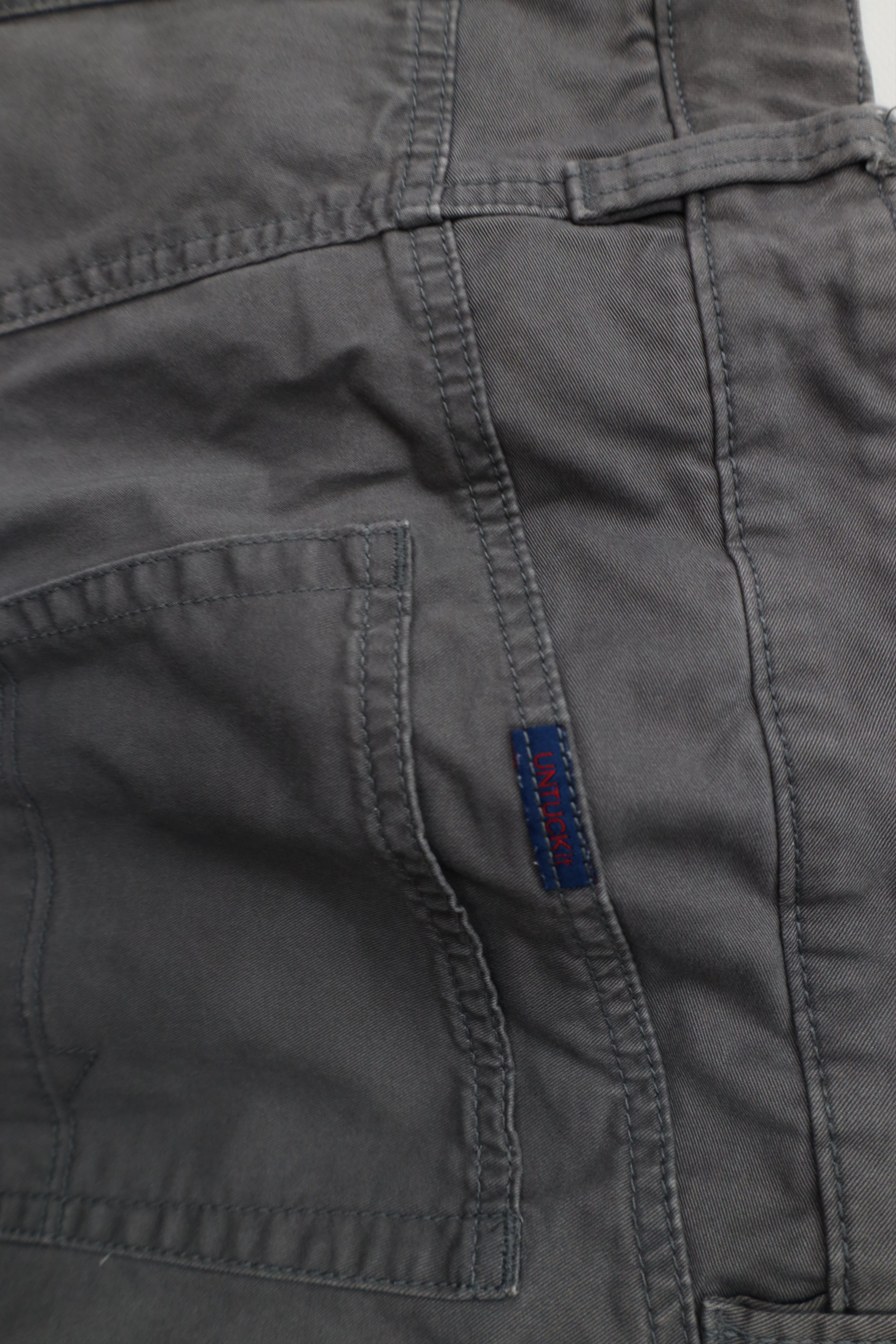 UNTUCKit Untuckit Faded Straight Leg Stretch Chino Pants Gray Size US 38 / EU 54 - 11 Thumbnail
