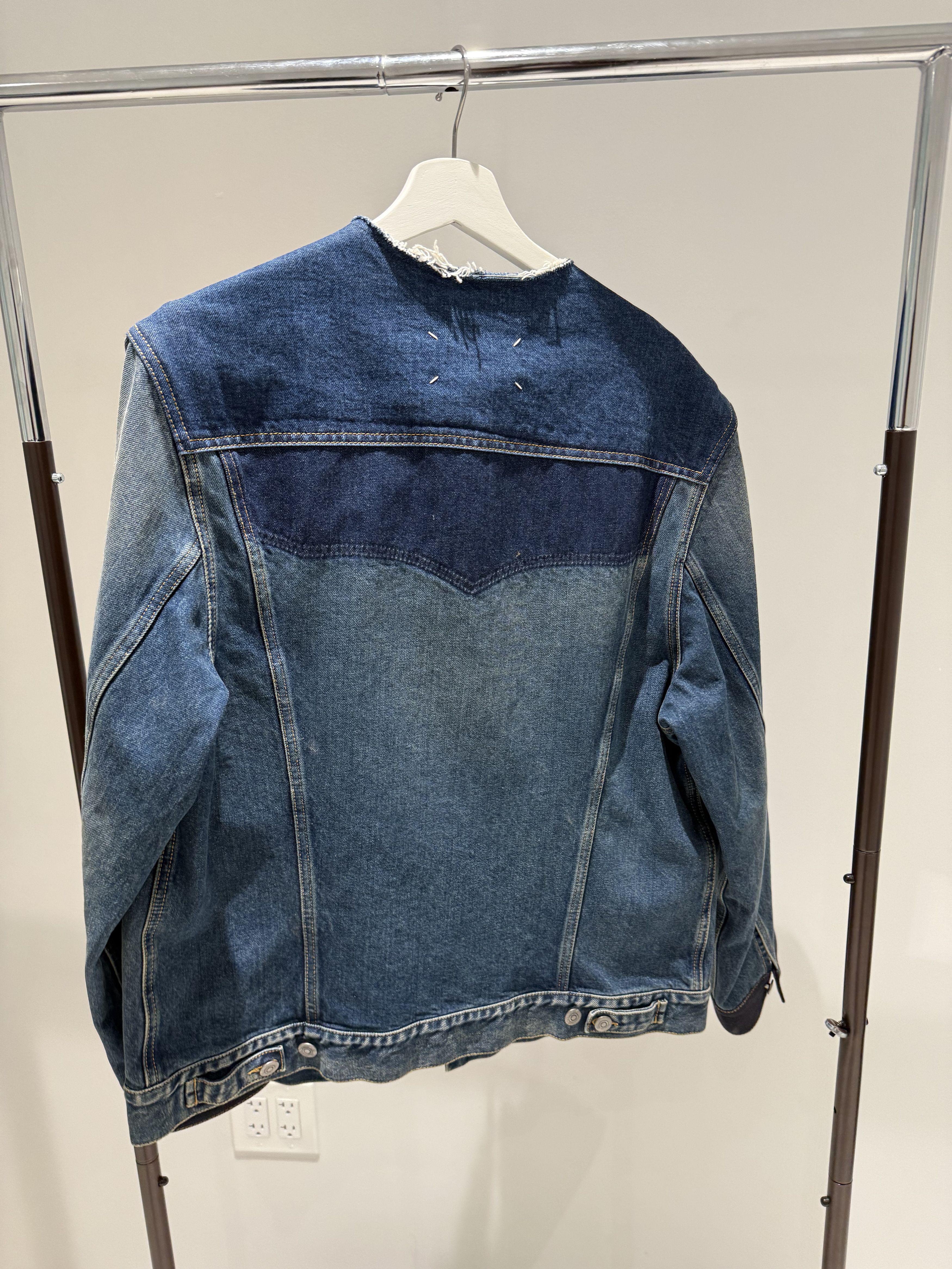 Maison Margiela MAISON MARGIELA DENIM COLLARLESS JACKET Size US XL / EU 56 / 4 - 2 Thumbnail