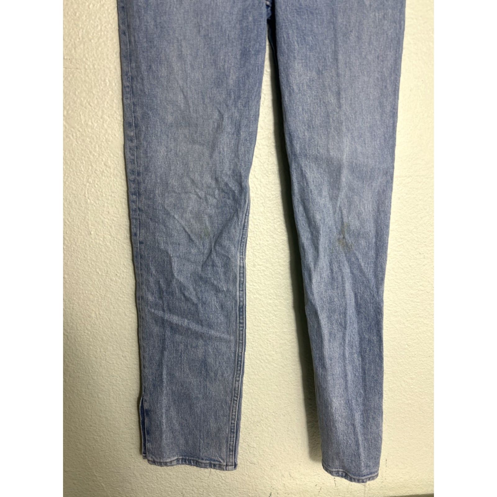 Abercrombie & Fitch Abercrombie & Fitch Jeans 90s Straight Ultra-High Rise Light Wash 0 Women 26x31 Color Blue Size ONE SIZE - 2 Thumbnail