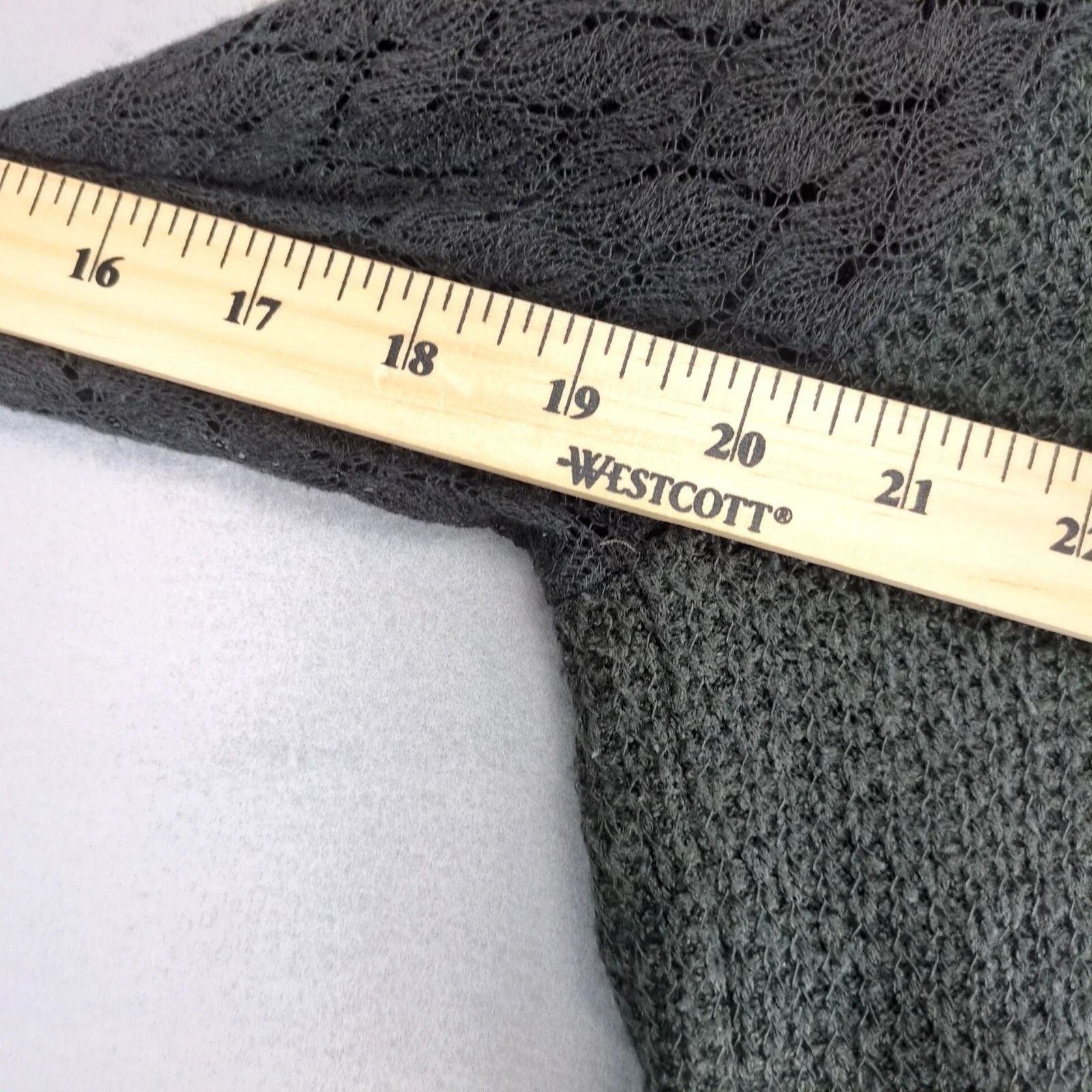 Anthropologie One September Gray Knit Top Women's S Long Lace Sleeves Size S / US 4 / IT 40 - 6 Thumbnail