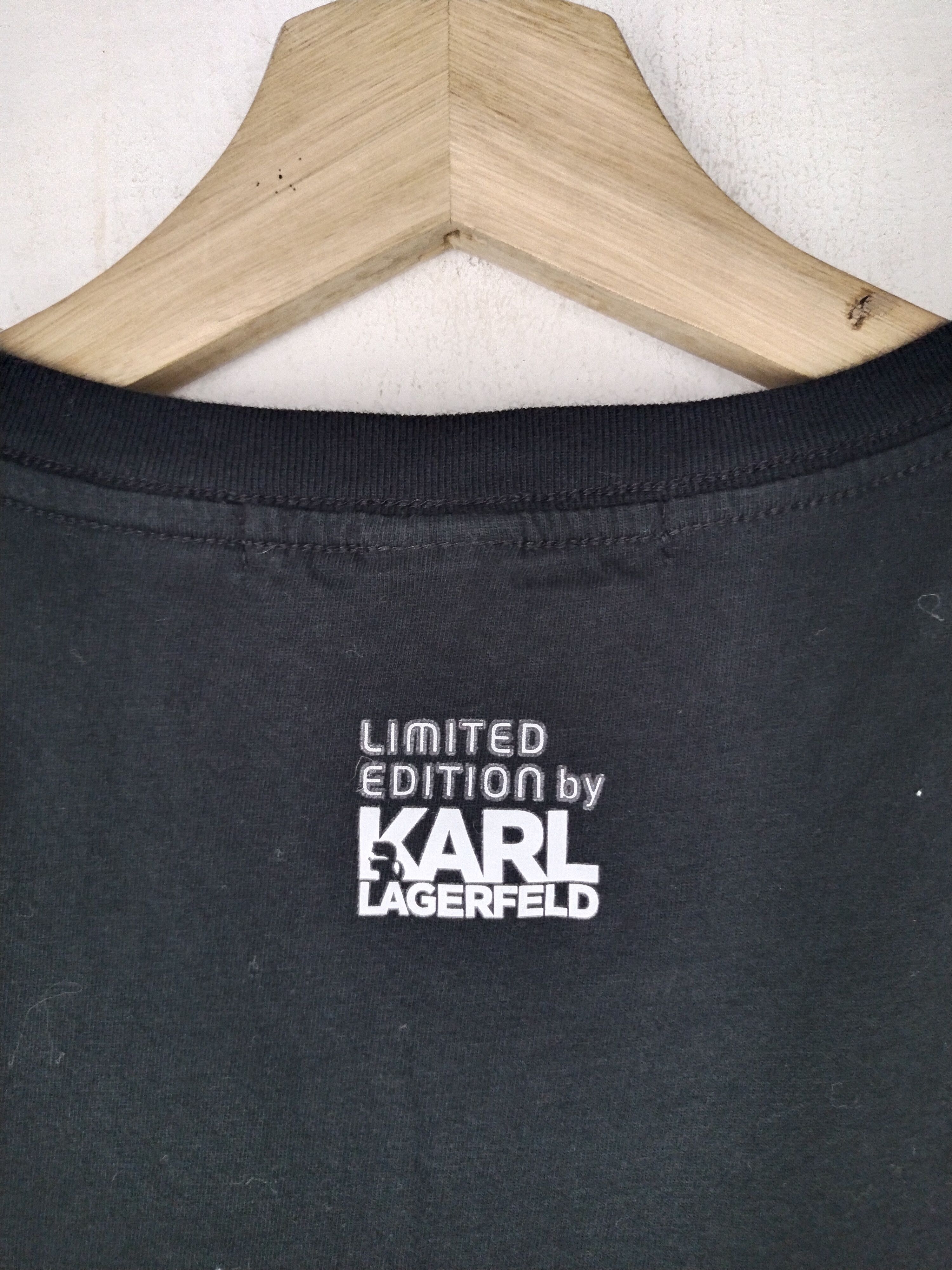 Karl Lagerfeld Karl Lagerfeld Black Tee Size US S / EU 44-46 / 1 - 7 Thumbnail