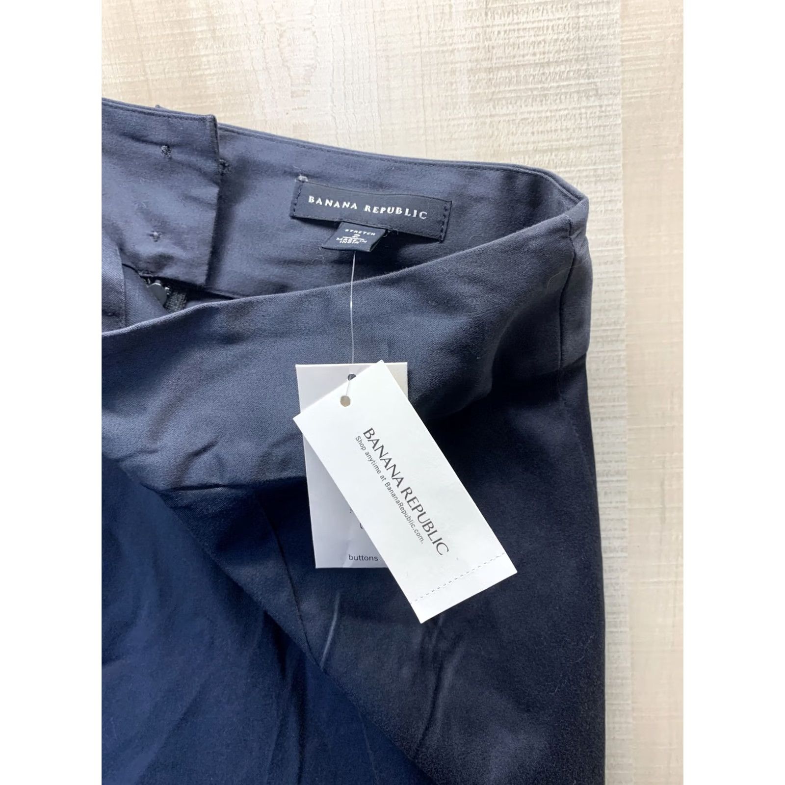 Banana Republic Banana Republic Skirt Navy Stretch Pencil NWT Women’s SZ 2 Knee Length Workwear Casual Formal - Mens No, Womens, etc. Size 26" / US 2 / IT 38 - 6 Thumbnail