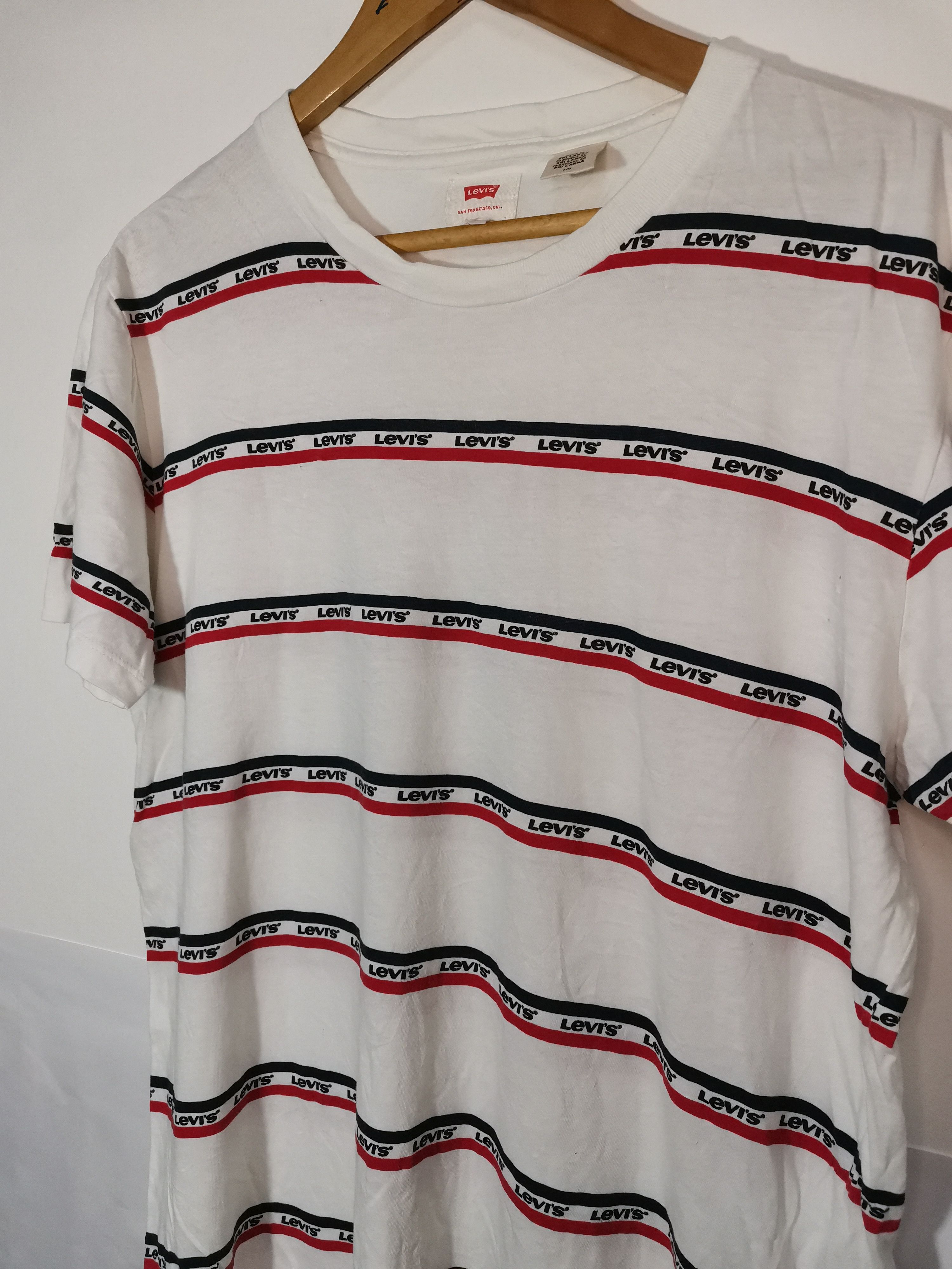 Levi's Stripe Levis Tshirt Size US L / EU 52-54 / 3 - 4 Thumbnail