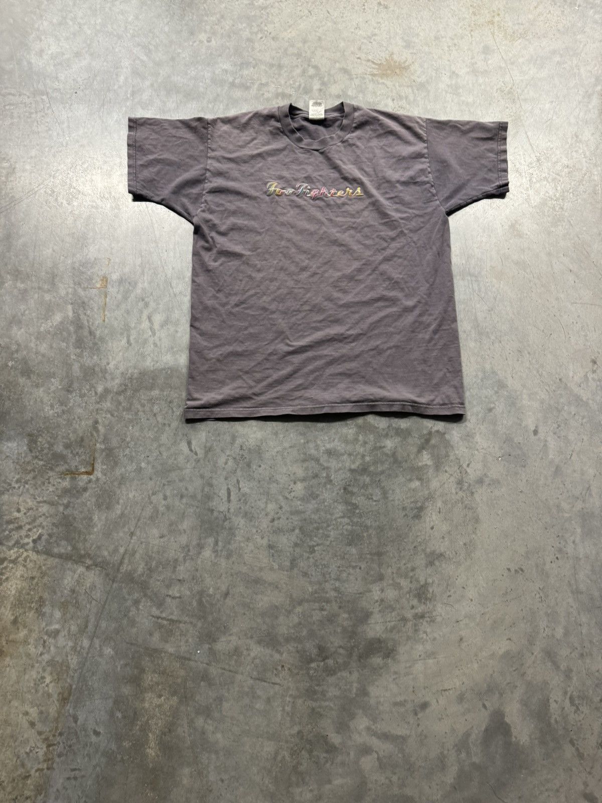 Vintage Vintage Foo Fighters Hologram Tee Size US XL / EU 56 / 4 - 1 Thumbnail