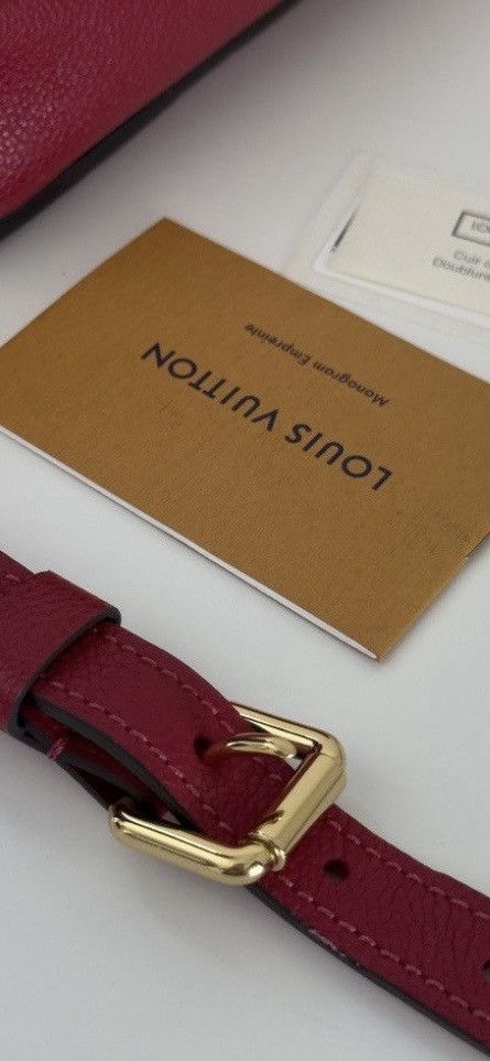 Louis Vuitton Louis Vuitton Red Monogram Empreinte Pochette Metis Size ONE SIZE - 23 Thumbnail