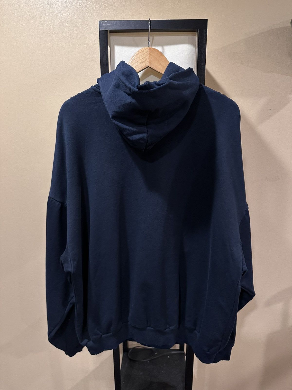 Balenciaga Balenciaga “Be Nice” France Dark Navy 2023 Distressed Hoodie Size US XL / EU 56 / 4 - 2 Thumbnail