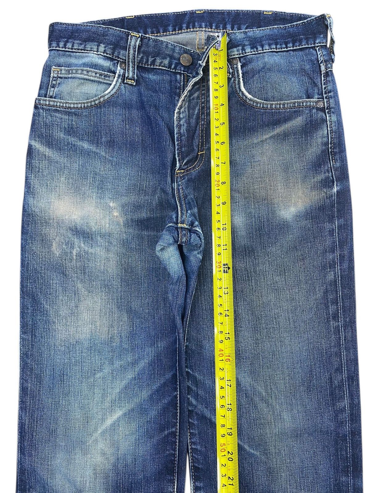 Wrangler Wrangler Whiskers Faded Wash Style Loose Jeans Size US 30 / EU 46 - 8 Thumbnail