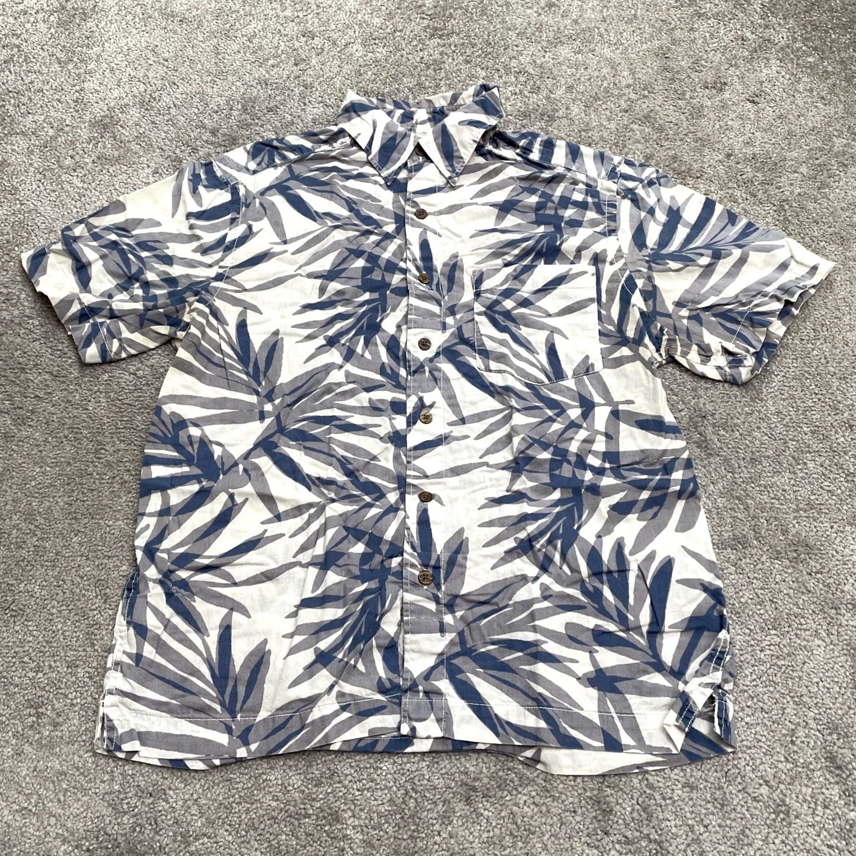 Old Navy Old Navy Button-Up Shirt Mens Small Blue White Tropical Palm Leaves Beach Holidays Casual Shirt Size US S / EU 44-46 / 1 - 2 Thumbnail