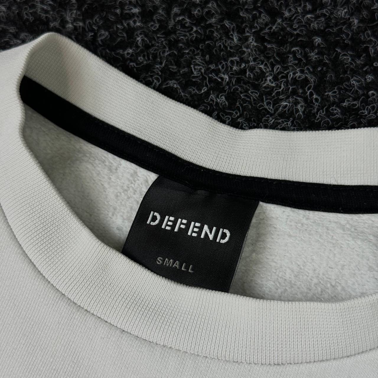 DEFEND PARIS Defend Paris Sweatshirt White Y2k Style Ak 47 Drip Techwear Size US S / EU 44-46 / 1 - 3 Thumbnail
