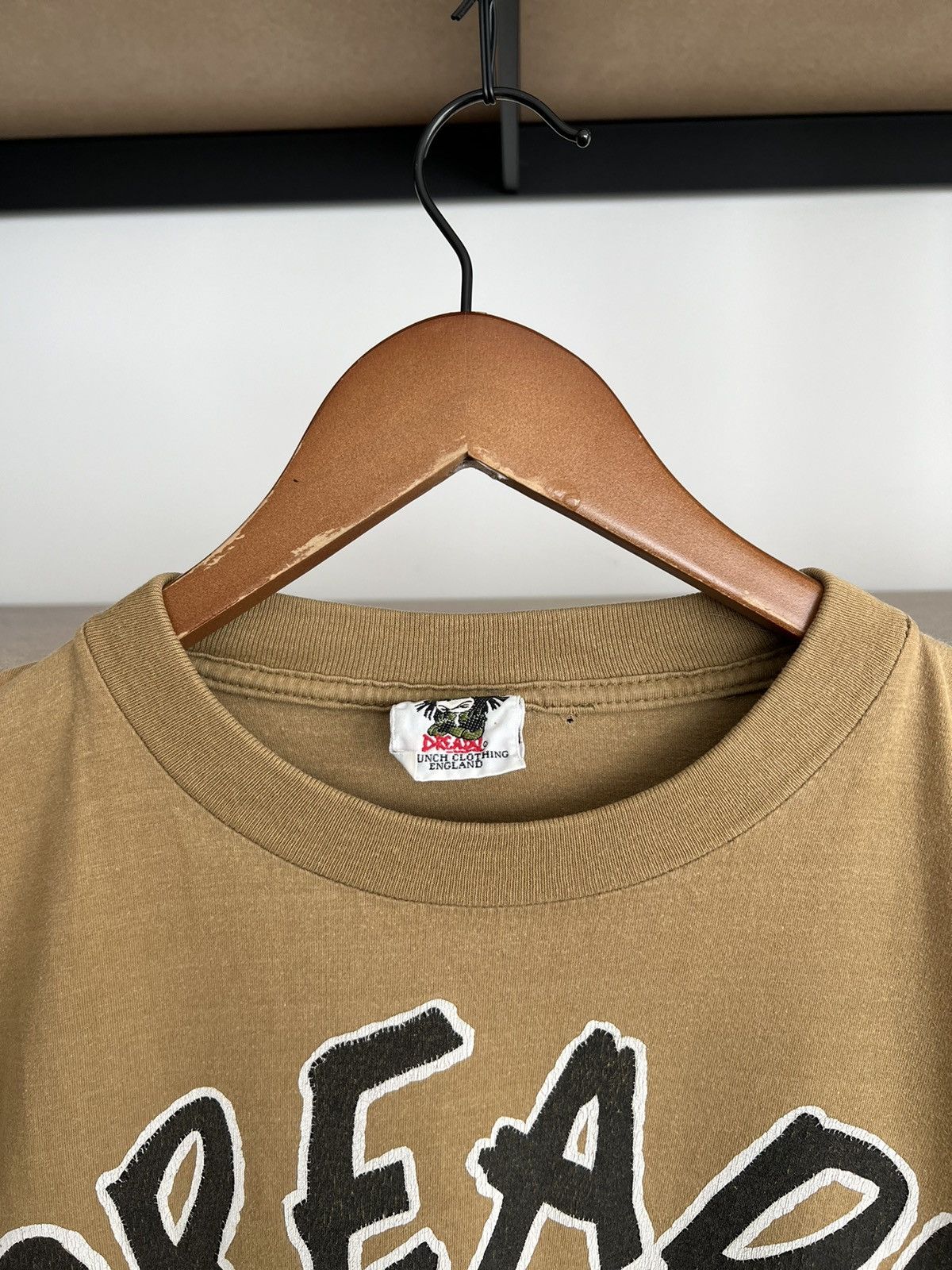 Vintage Vintage 90s Dready UK 1995 Brown Long Sleeve T-shirt Size US L / EU 52-54 / 3 - 11 Thumbnail