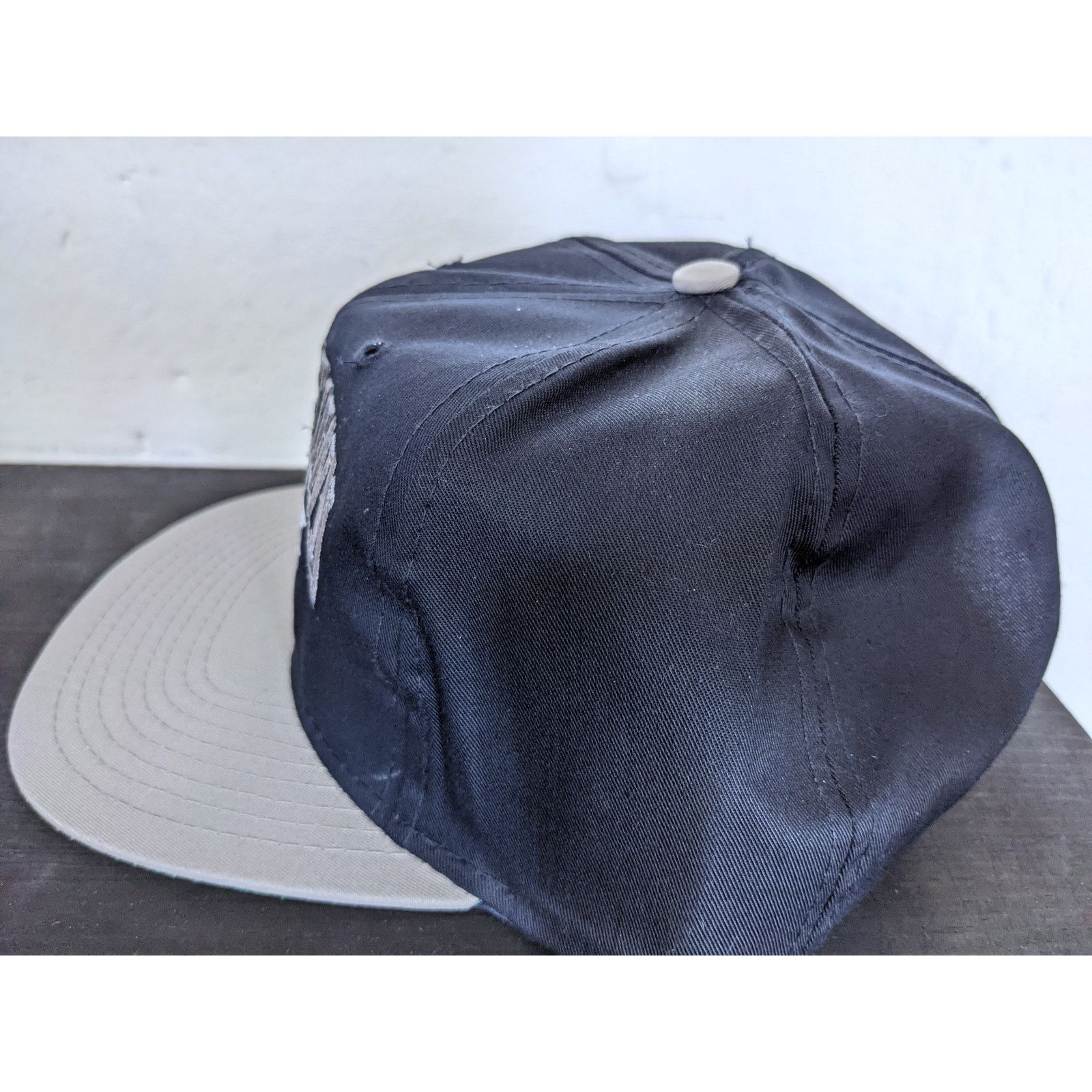 NCAA × Sports Specialties NEW Georgetown Hoyas 90s SPEEDWAY snapback navy gray vtg Size ONE SIZE - 4 Thumbnail