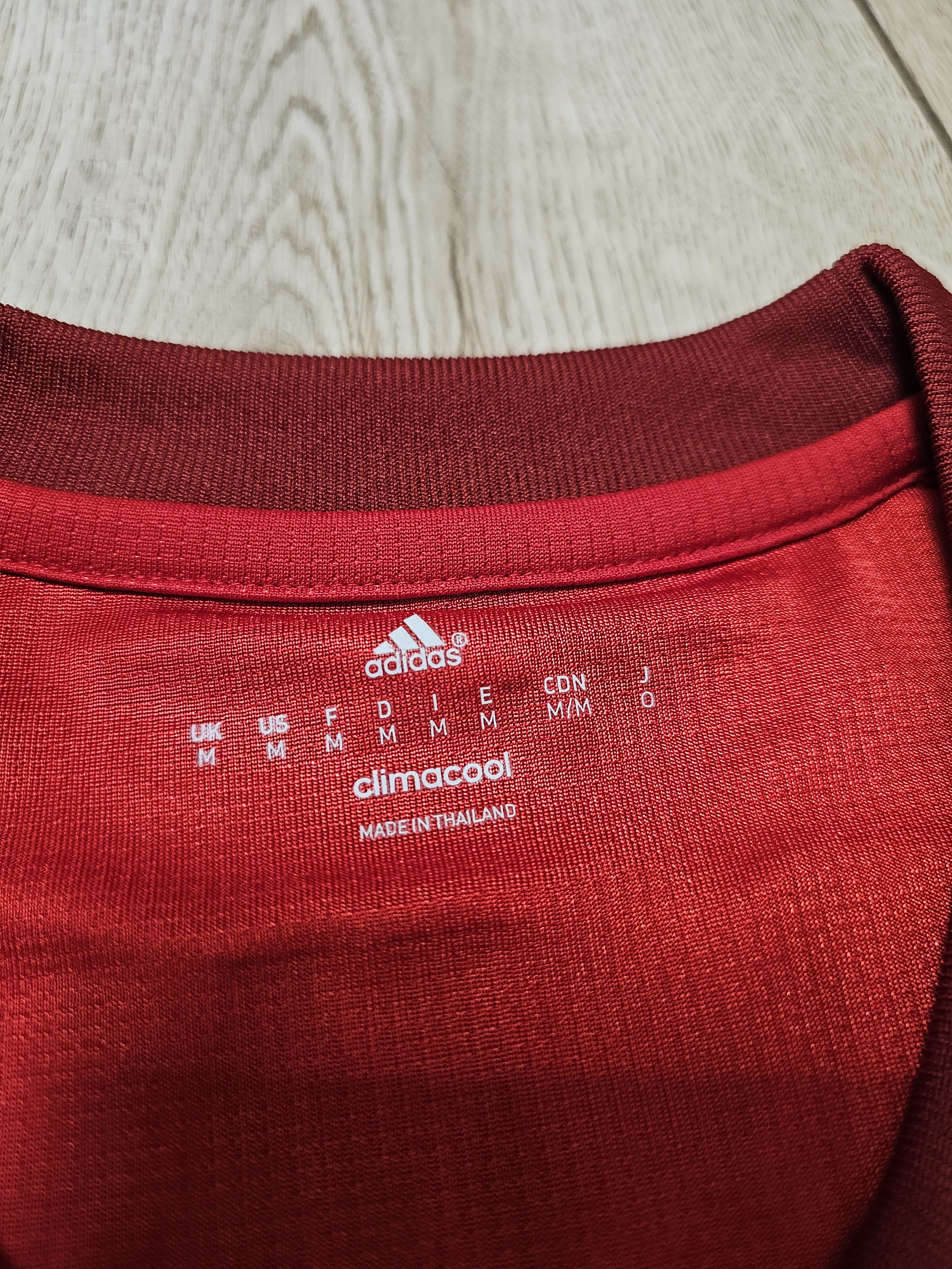 Adidas BAYERN MUNICH 2015 2016 HOME FOOTBALL SHIRT SOCCER JERSEY Size US M / EU 48-50 / 2 - 9 Thumbnail