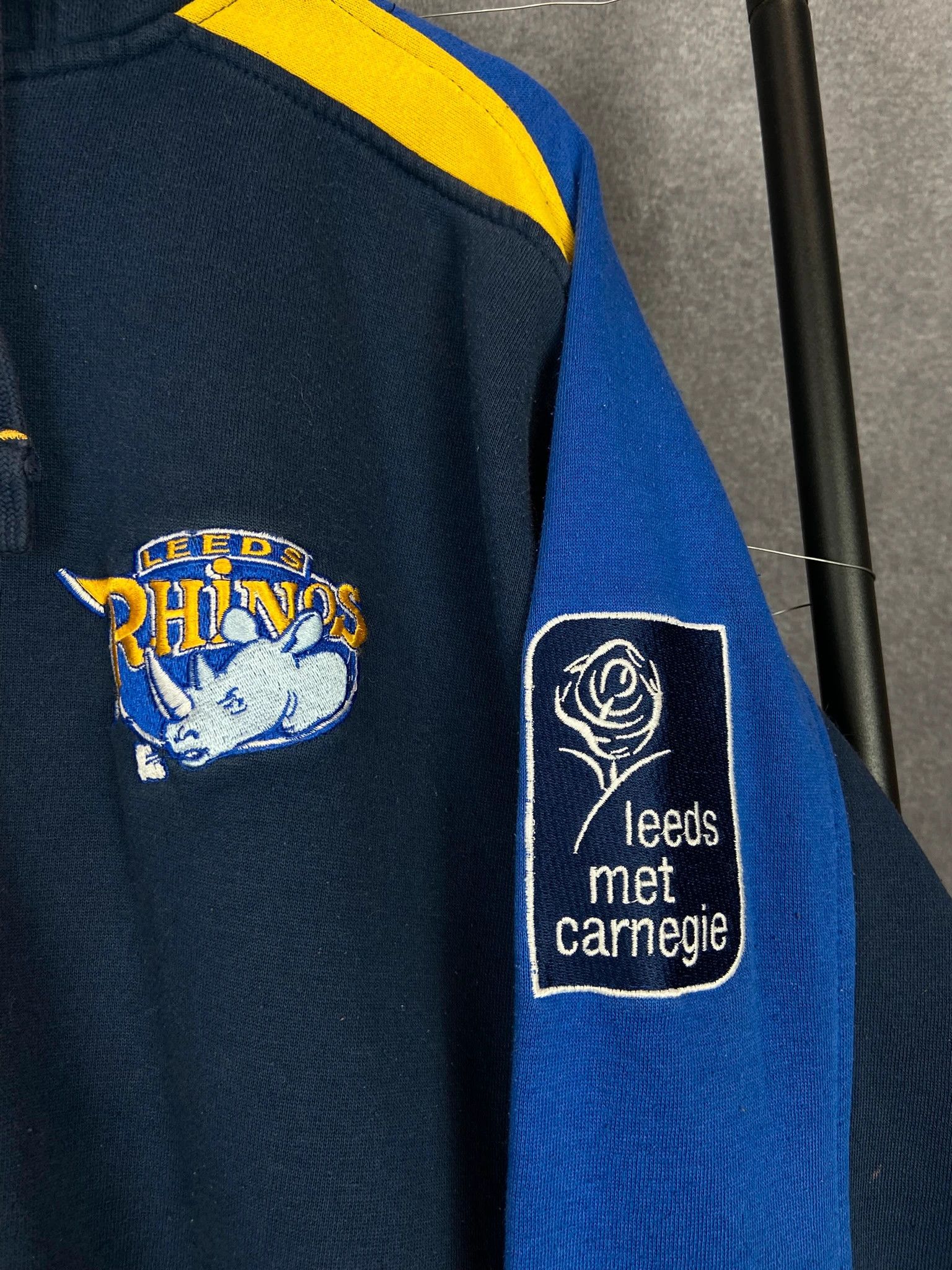 Vintage Leeds Rhinos Rugby Zip-Up Jacket Navy XXXL Size US XXL / EU 58 / 5 - 2 Thumbnail