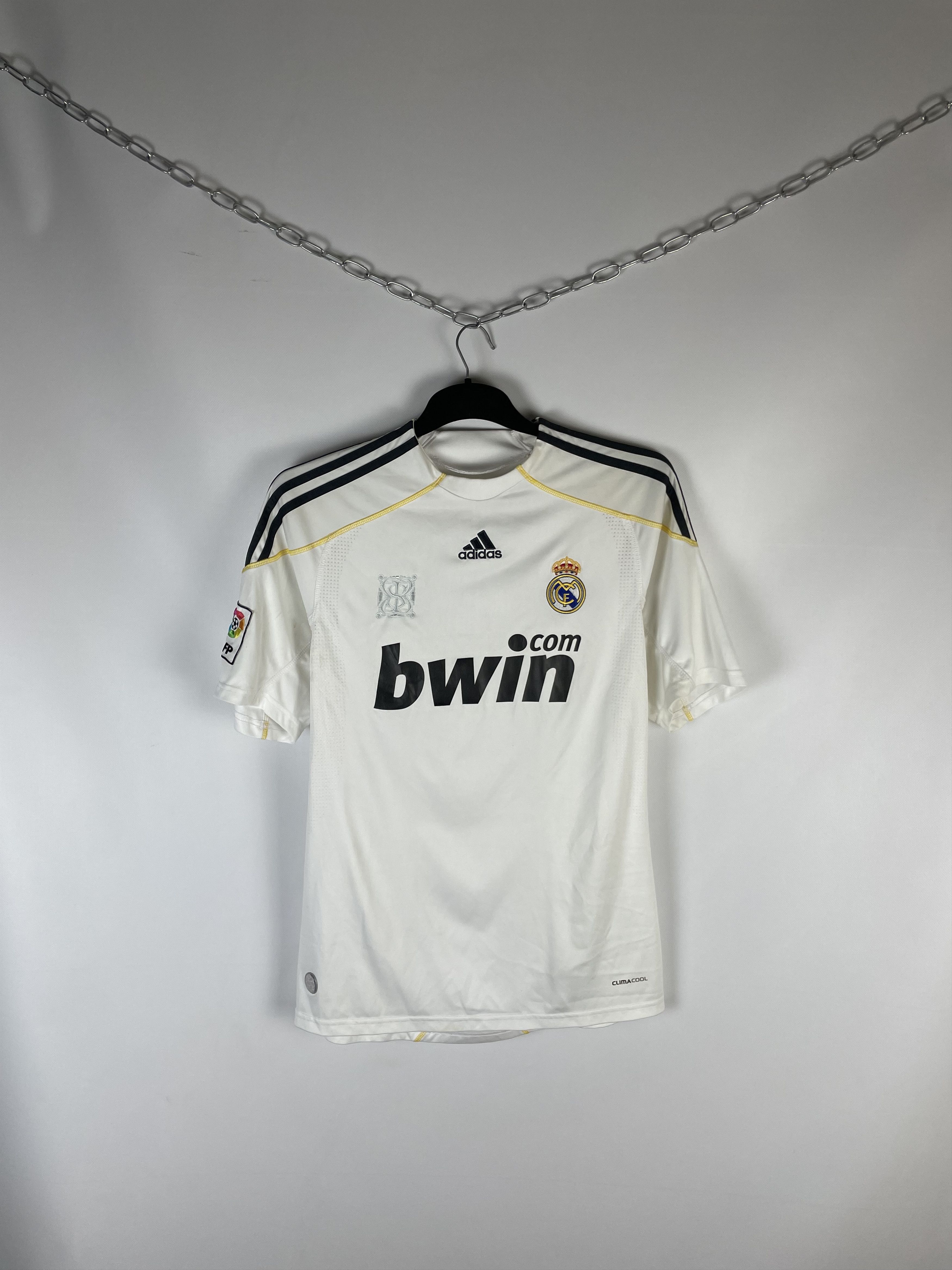 Adidas ADIDAS REAL MADRID FC 2009-2010,SOCCER JERSEY Size US M / EU 48-50 / 2 - 1 Thumbnail