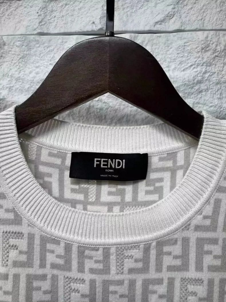 Fendi Fendi White full-print knitted short sleeves Size US S / EU 44-46 / 1 - 3 Thumbnail