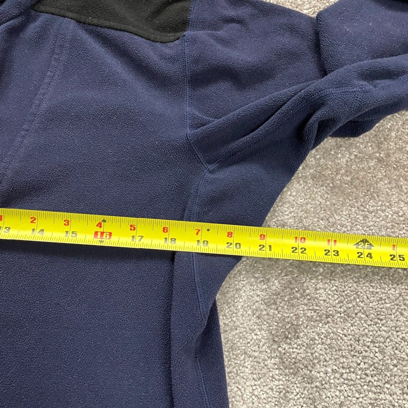 Vintage Columbia Sweatshirt Mens Small Fleece Blue Black Mock 1/4 Zip Sweatshirt Shirt Regular Length Long Sleeve Pullover 1/4 Zip Logo Embroidered Size US S / EU 44-46 / 1 - 7 Thumbnail