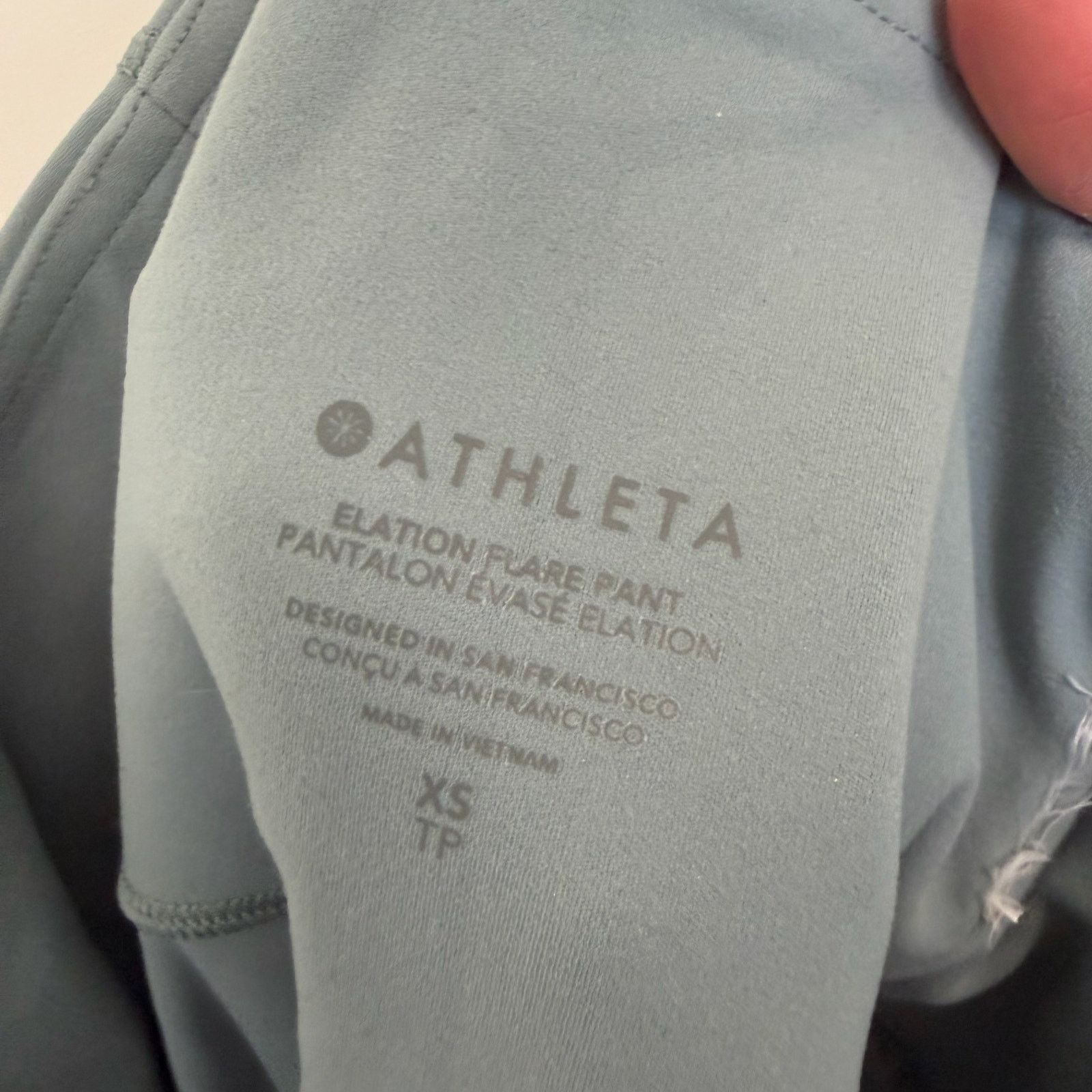 Athleta Athleta Elation Flare Pants Leggings Yoga Pants Sz XS Size 25" / US 0 / IT 36 - 2 Thumbnail