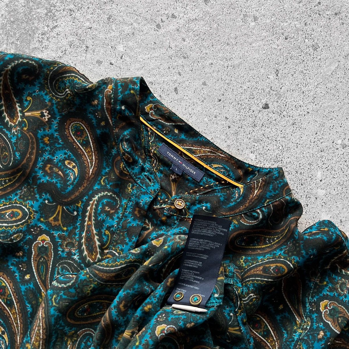 Designer × Tommy Hilfiger Tommy Hilfiger Womens Paisley Button Down Blouse Shirt LS Size L / US 10 / IT 46 - 7 Thumbnail