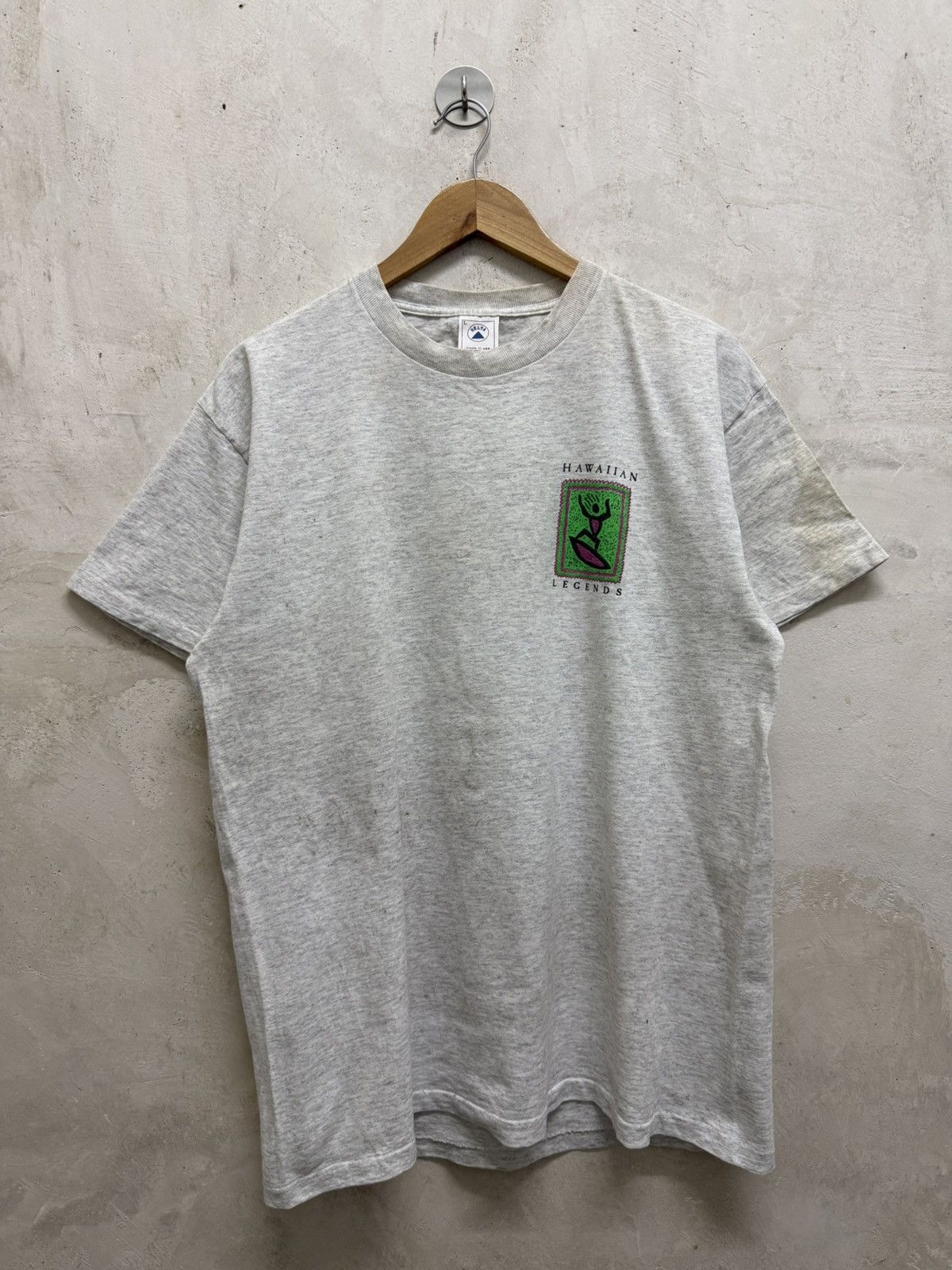 Vintage Vintage 90s Hawaiian Surf Club Hawaii Distressed Tee Size US L / EU 52-54 / 3 - 3 Thumbnail