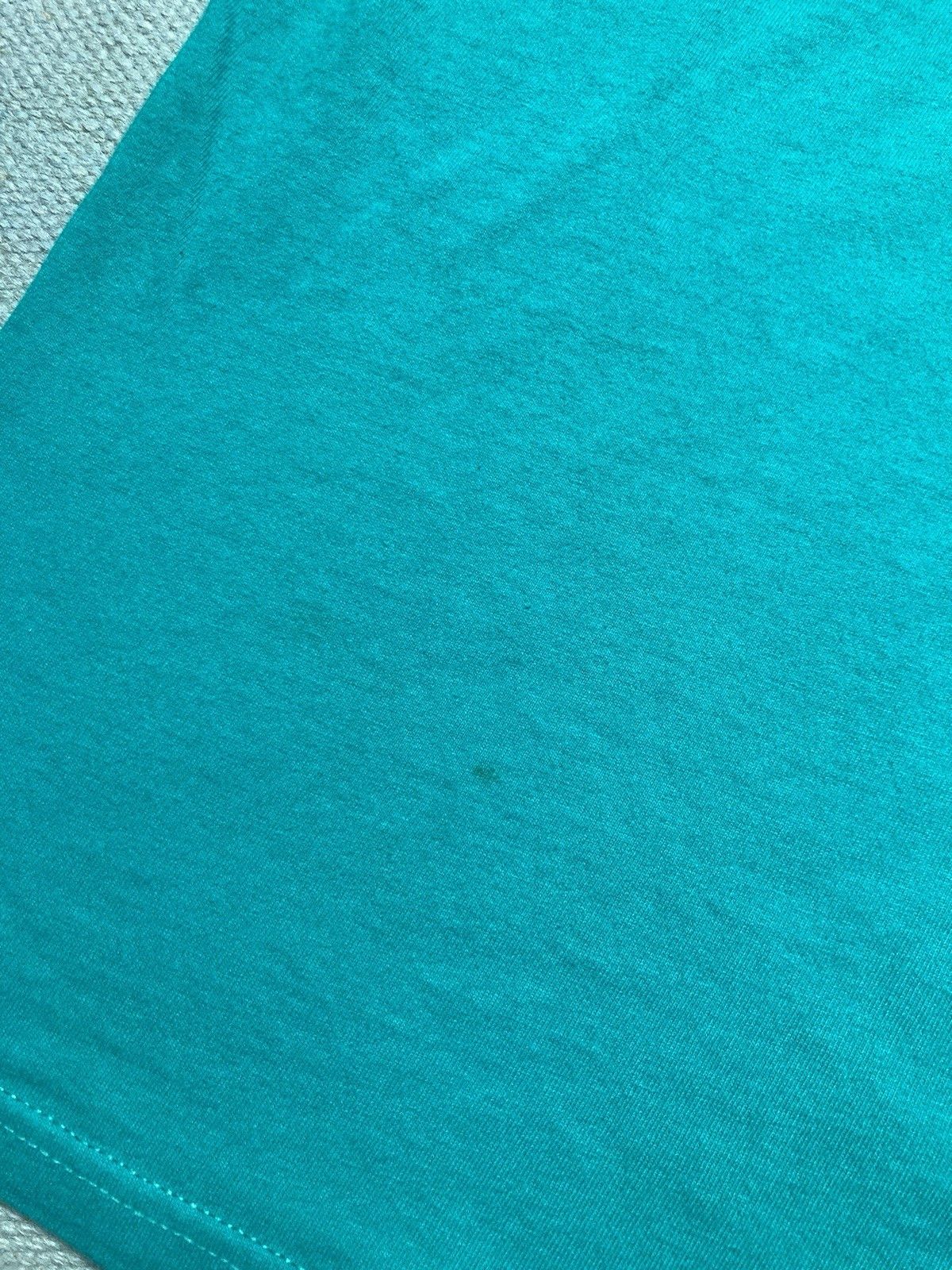 Vintage 90s t shirt Waikiki beach Hawaii ocean palm tree dolphin L Size US L / EU 52-54 / 3 - 4 Thumbnail