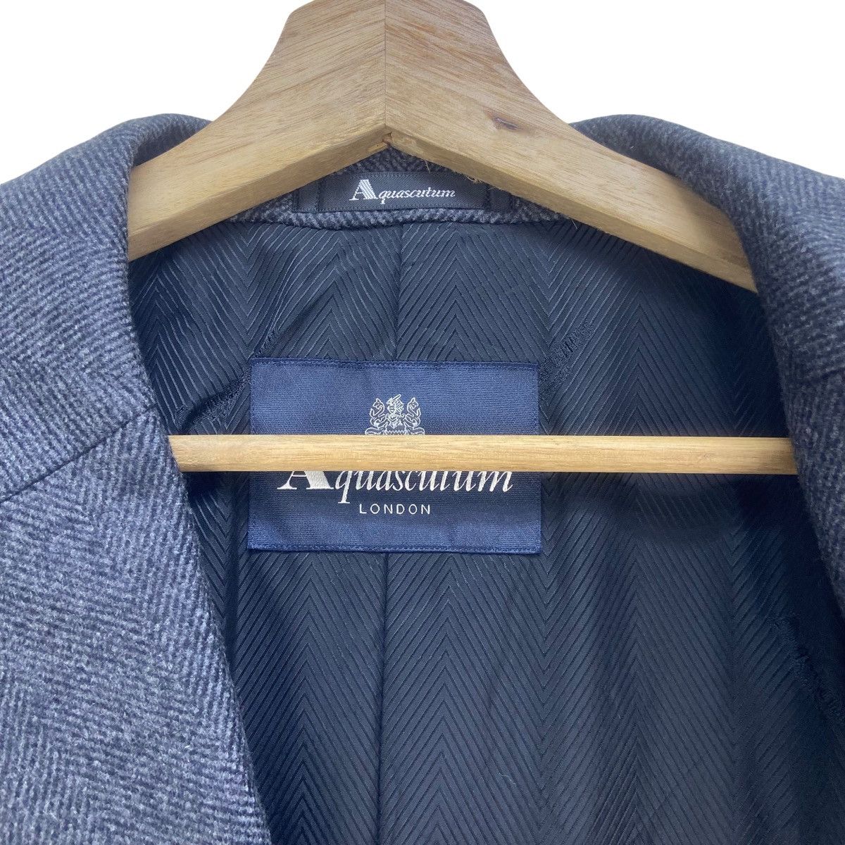 Aquascutum Vintage Aquascutum London Herringbone Wool Long Coat Size US L / EU 52-54 / 3 - 13 Thumbnail