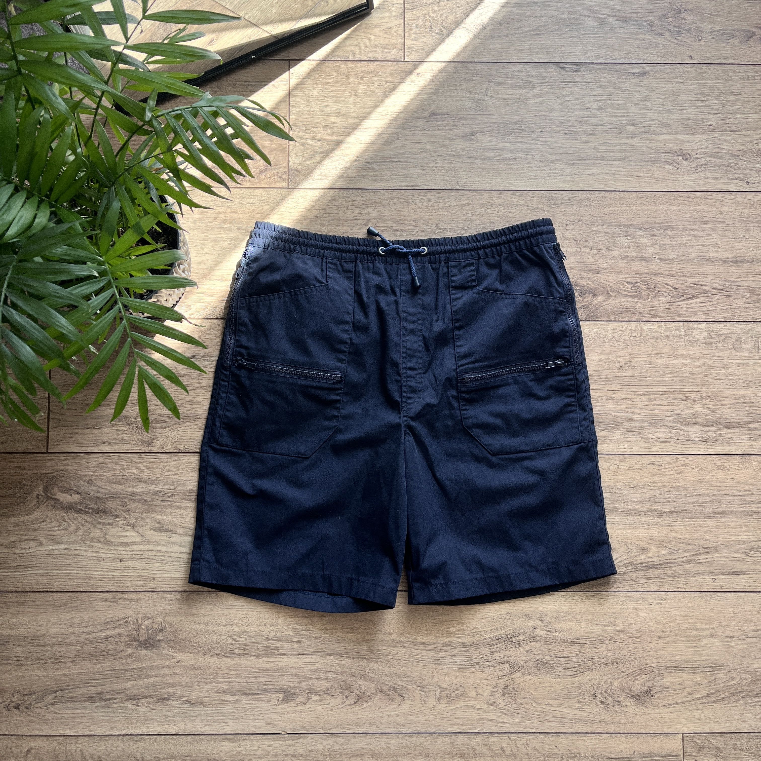 Japanese Brand × Vintage Vintage y2k Workwear Cargo shorts Size US 32 / EU 48 - 1 Thumbnail