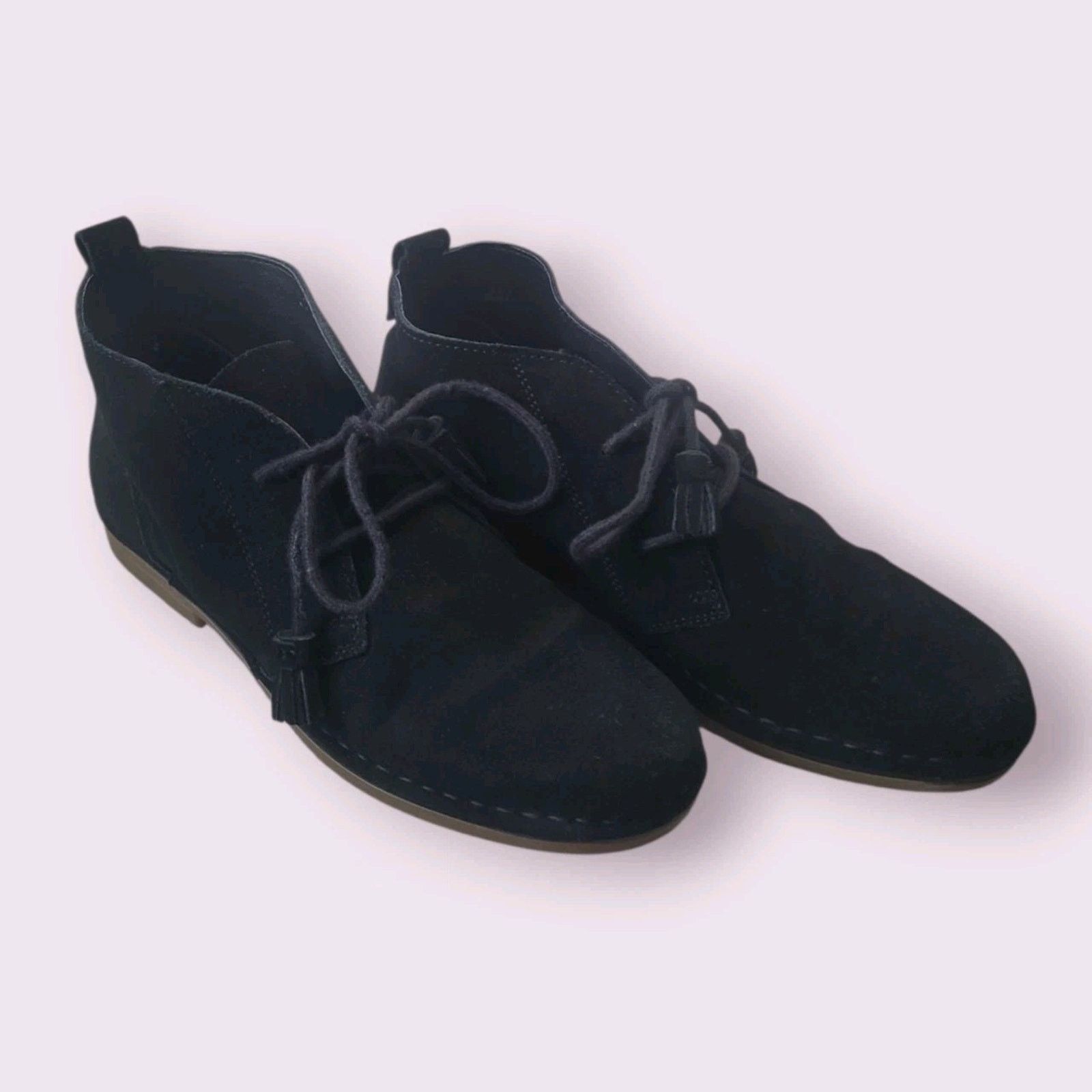 Tommy Bahama Evert Boot Size 8.5 Black Suede Lace Up Bootie