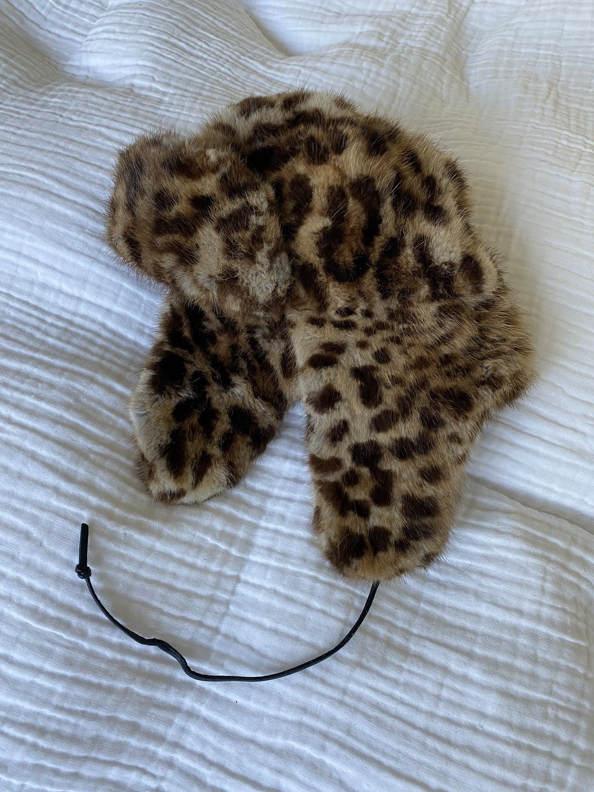 image of Dolce Gabbana 00S Dolce&gabbana Leopard Fur Ushanka Trapper Hat Winter Cap in Brown, Women's