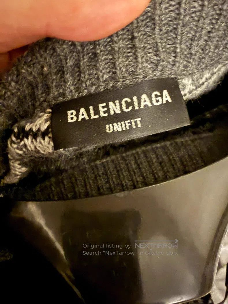 Balenciaga Balenciaga Sweater Size US S / EU 44-46 / 1 - 3 Thumbnail
