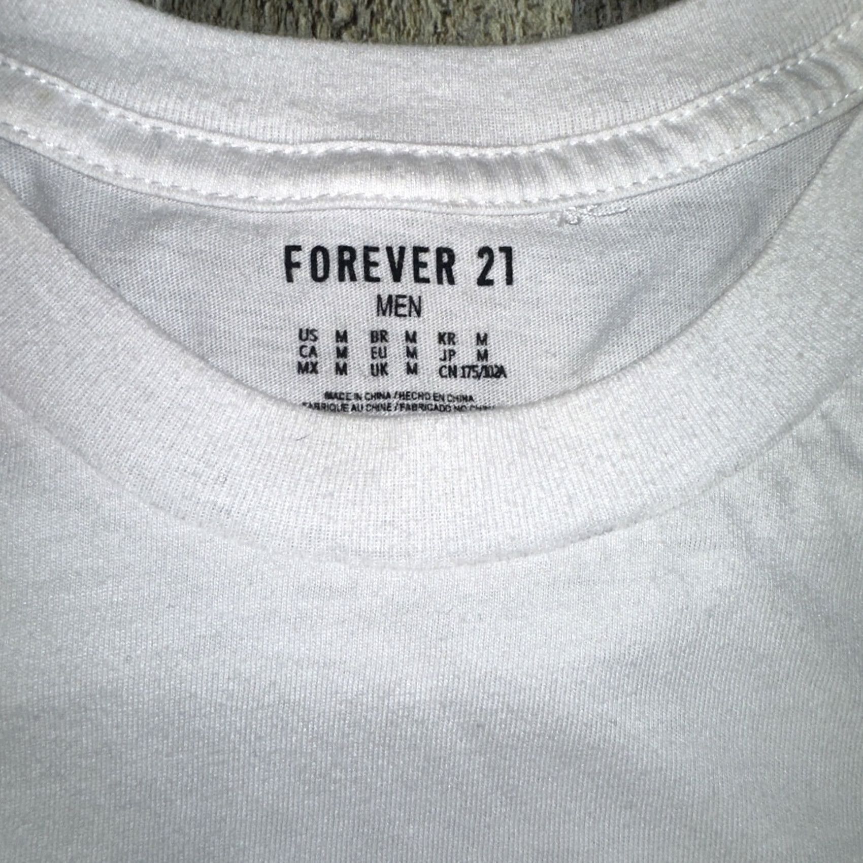 Forever 21 Forever 21 Men T-Shirt Regular Medium White M & M Brand Logo Shirt Mens Size US M / EU 48-50 / 2 - 3 Thumbnail