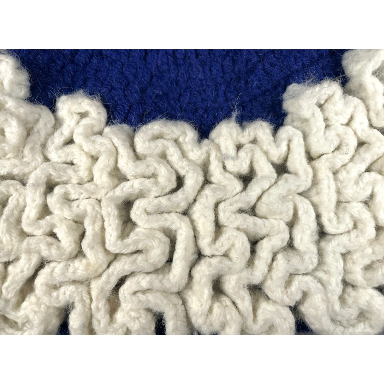 Vintage Beanie Chunky Toque Women One Size Blue White Crochet Knit Acrylic Blend Pom Knit Hat Womens Beanie CHUNKY Beanie Toque Ski Theme Vintage No Size ONE SIZE - 2 Thumbnail