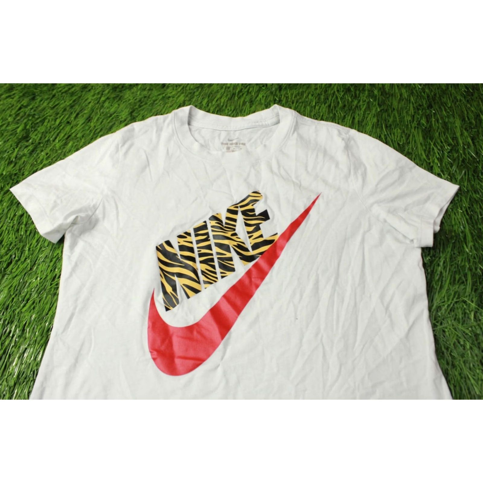 Nike NIKE Shirt Womens Casual T-Shirt Jersey CK4361-100 2020 White Medium Size M / US 6-8 / IT 42-44 - 2 Thumbnail