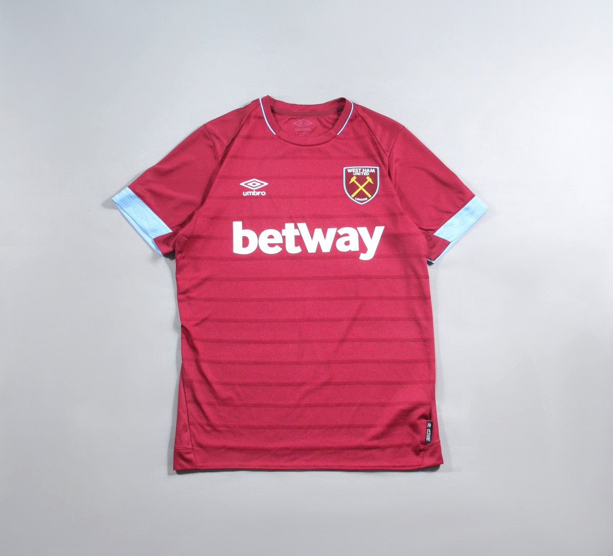 Umbro Umbro x West Ham United Vintage Soccer Football Jersey Tee M Size US M / EU 48-50 / 2 - 1 Thumbnail