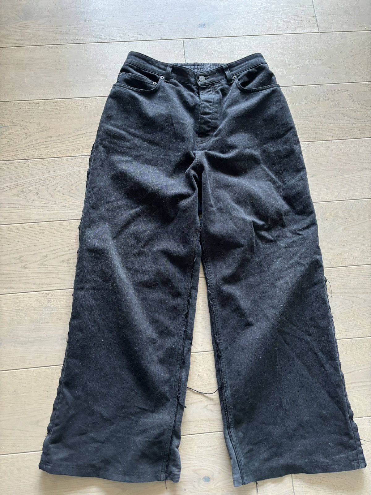 image of Balenciaga 50/50 Hybrid Fw23 Denim & Sweatpant Distressed Baggy Jeans in Black, Men's (Size 30)