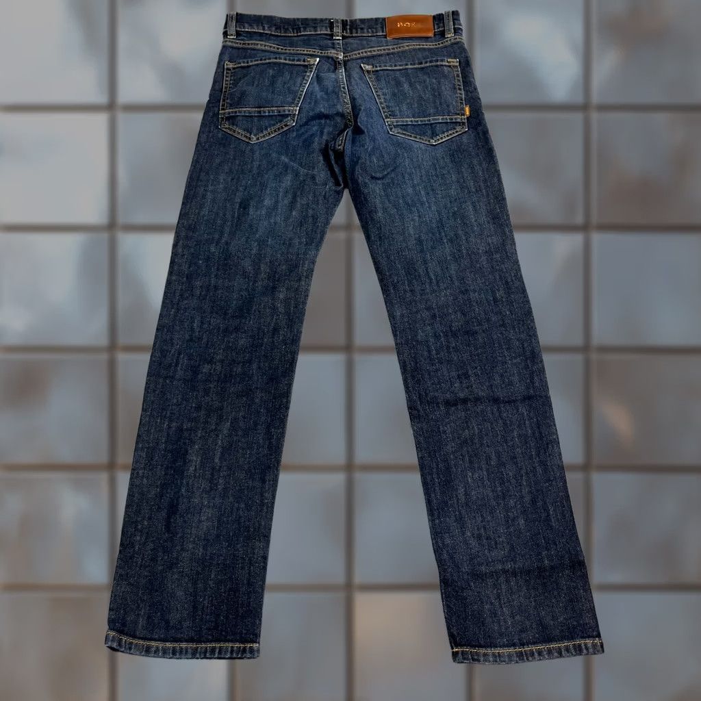 Hugo Boss HUGO BOSS Jeans Tapered Fit 32 32 Dark Blue Stretch Maine Denim 5-Pocket Mens Slim Adult Regular 32 in Blue Size US 32 / EU 48 - 1 Thumbnail