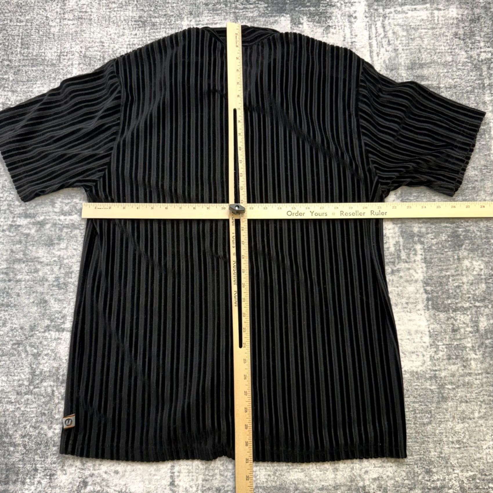 Velvet VTG YMLA Shirt Mens Large Black Velvet Burnout Button Up Disco Party Rave 90s Size US L / EU 52-54 / 3 - 7 Thumbnail