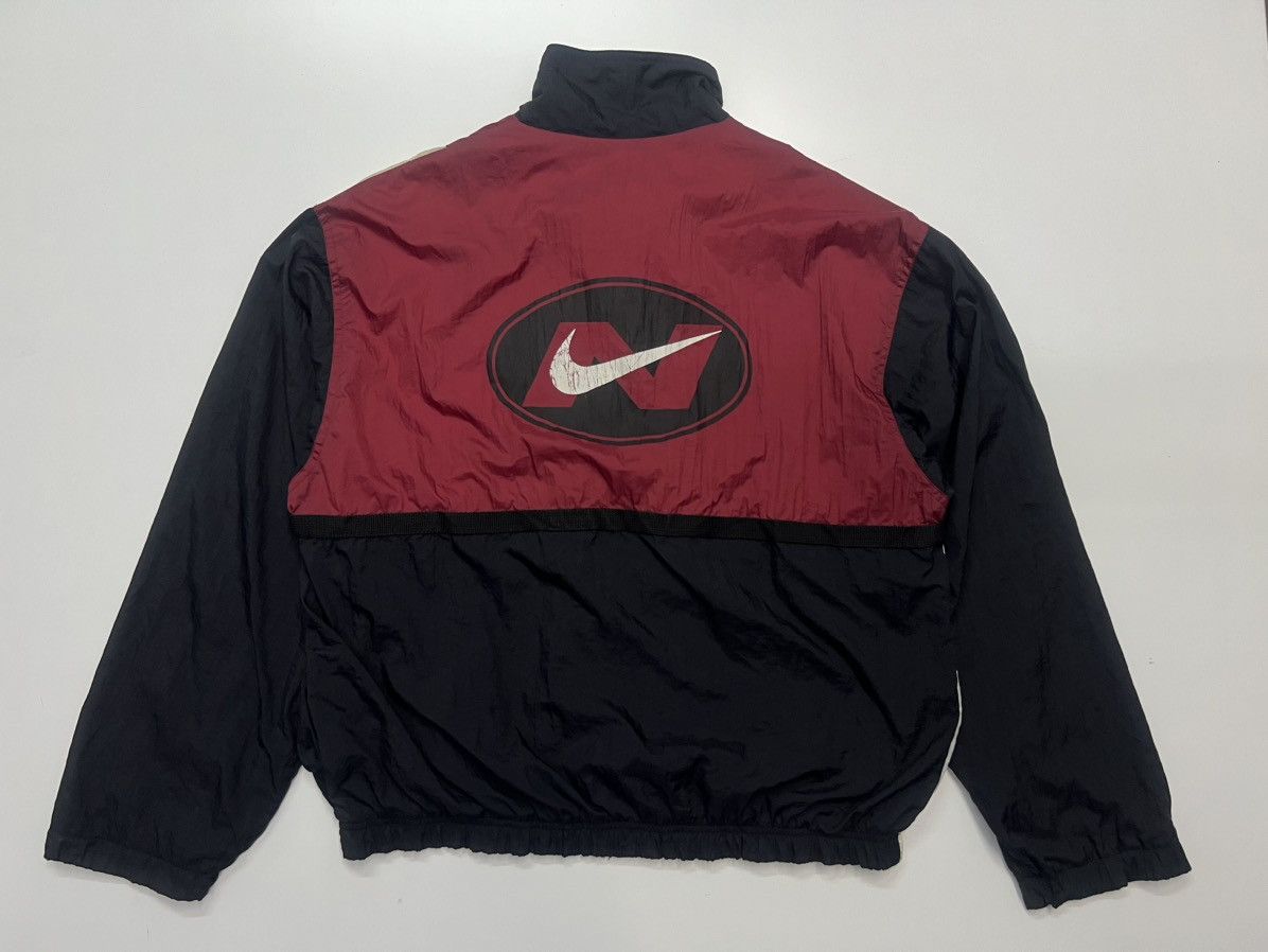 Nike VINTAGE NIKE SWOOSH BIG LOGO WINDBREAKER Size US L / EU 52-54 / 3 - 2 Thumbnail