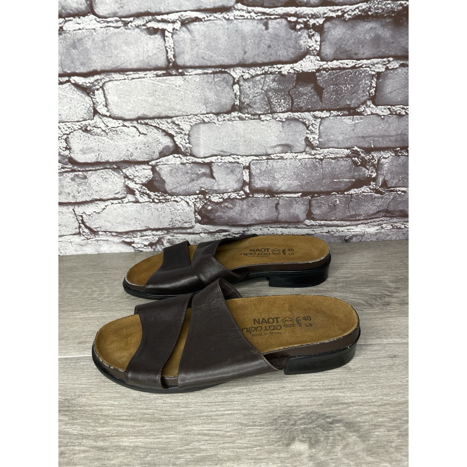 Other Naot Brown Leather Casual Low Heel Strap Slides Sandals Wome Size US 10 / IT 40 - 5 Thumbnail