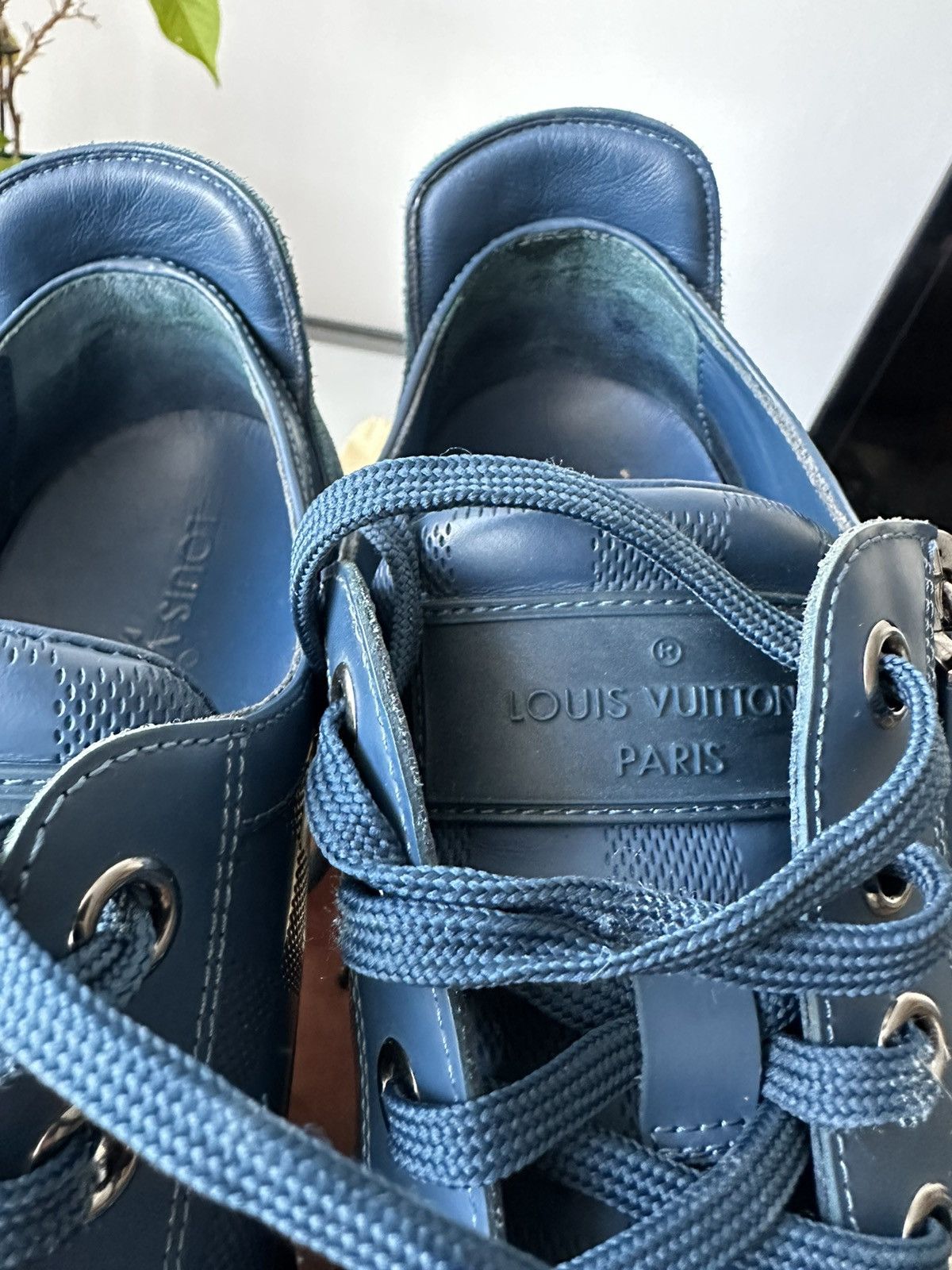 Louis Vuitton Louis Vuitton Damier Aventure Zip-up sneakers blue Size US 7 / EU 40 - 15 Thumbnail