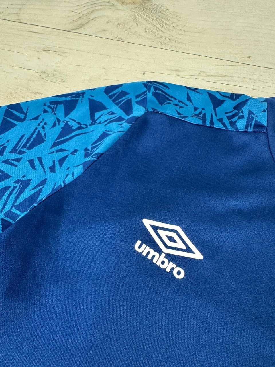 Umbro Umbro Schalke 2019 2020 Training Shirt Soccer Jersey Size US M / EU 48-50 / 2 - 5 Thumbnail