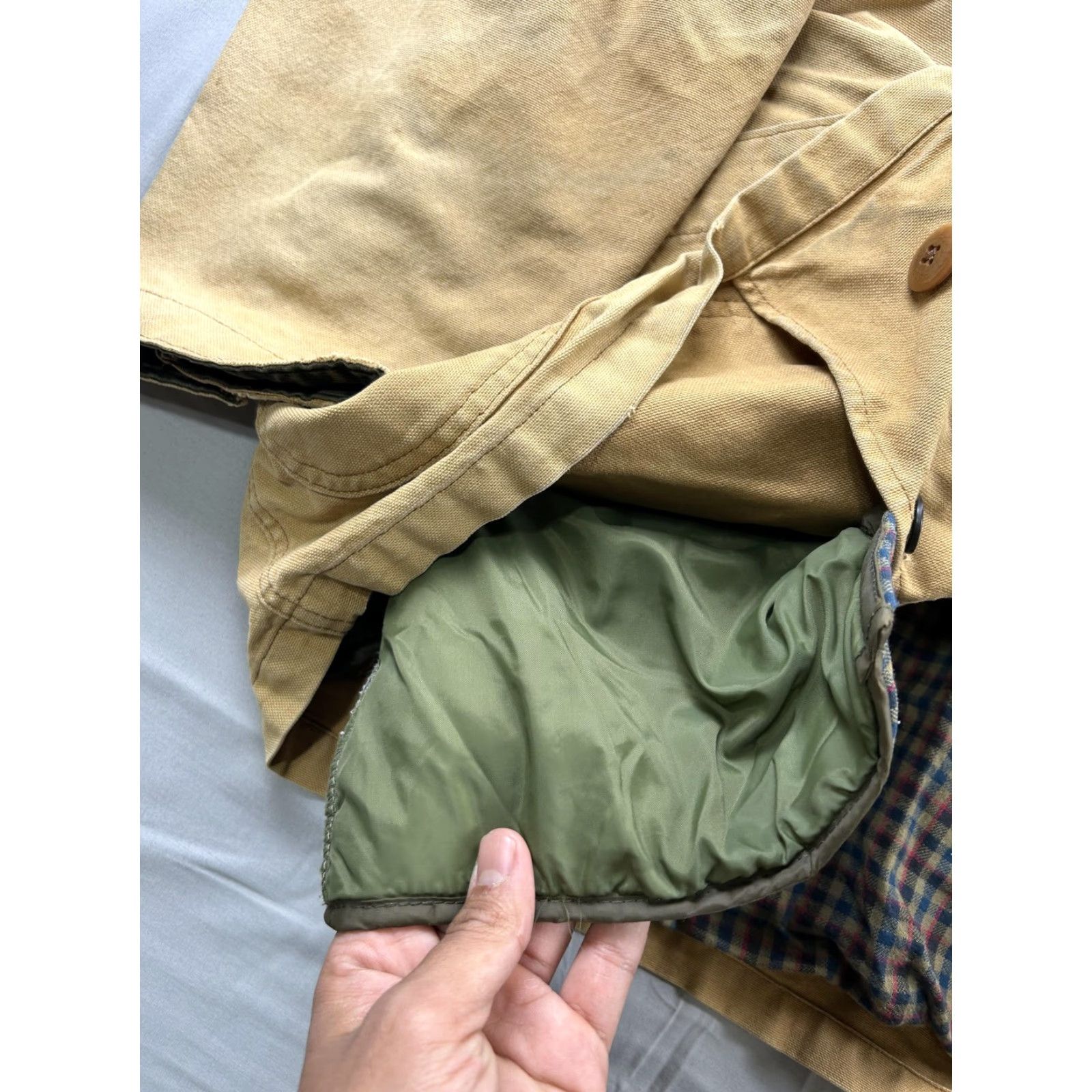 Vintage VINTAGE L.L.Bean Coat Men XL Tan Canvas Down Insulated Lined Cord Collar Barn 90s Size US XL / EU 56 / 4 - 6 Thumbnail
