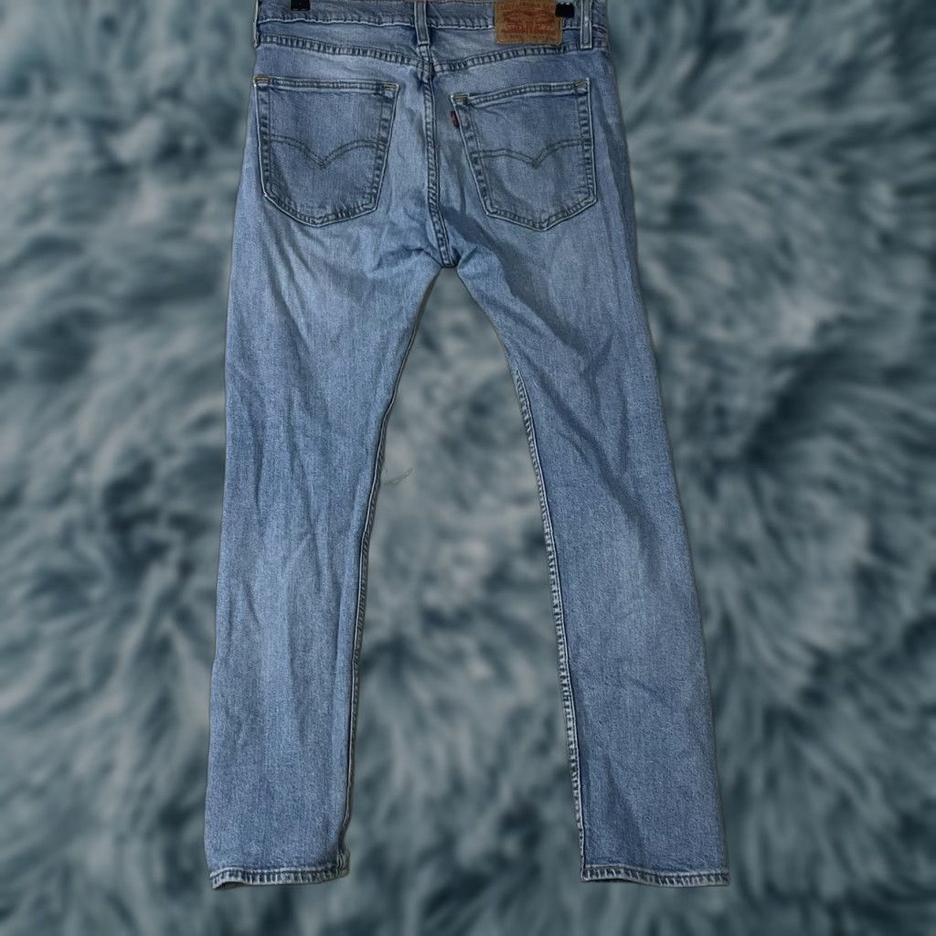 Levi's Levi's Jeans Men 510 Distressed Regular Straight 32x30 Blue Cotton Denim Pockets Zippered Pocket Size US 32 / EU 48 - 1 Thumbnail