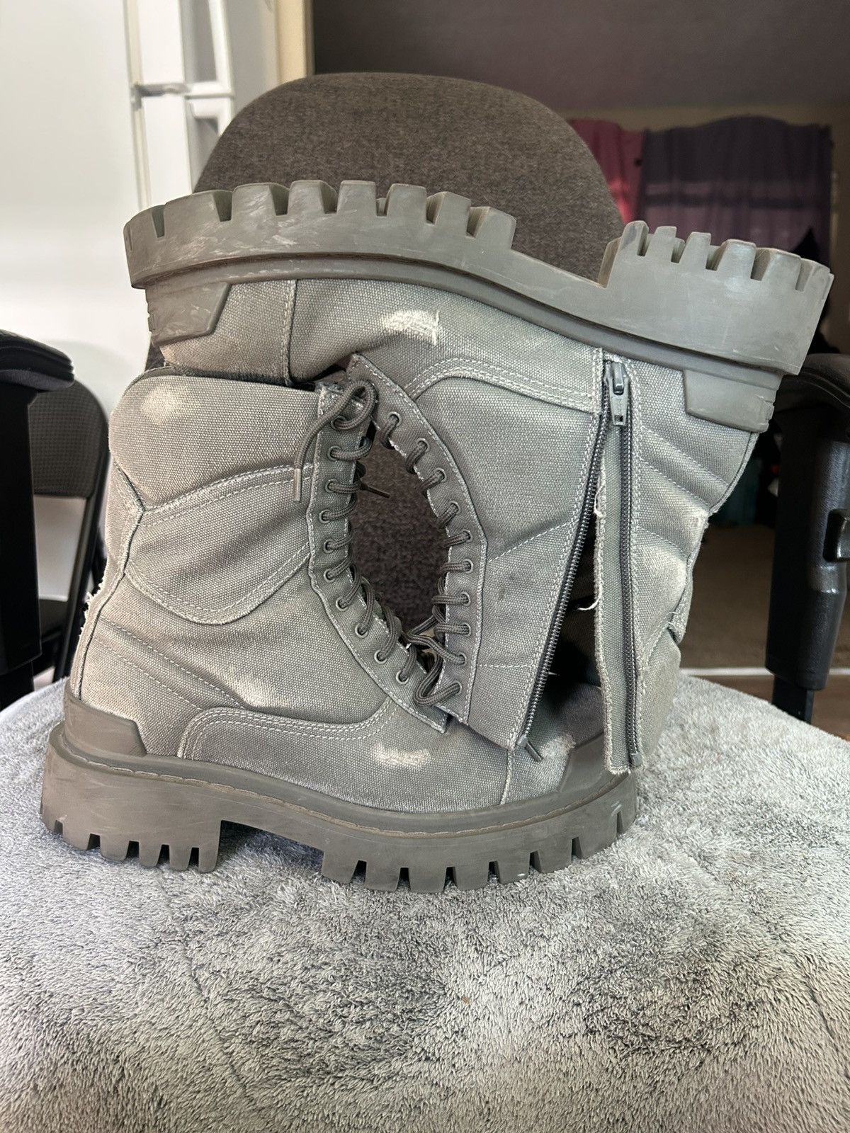 Balenciaga Balenciaga strike boots Size US 8.5 / EU 41-42 - 2 Thumbnail